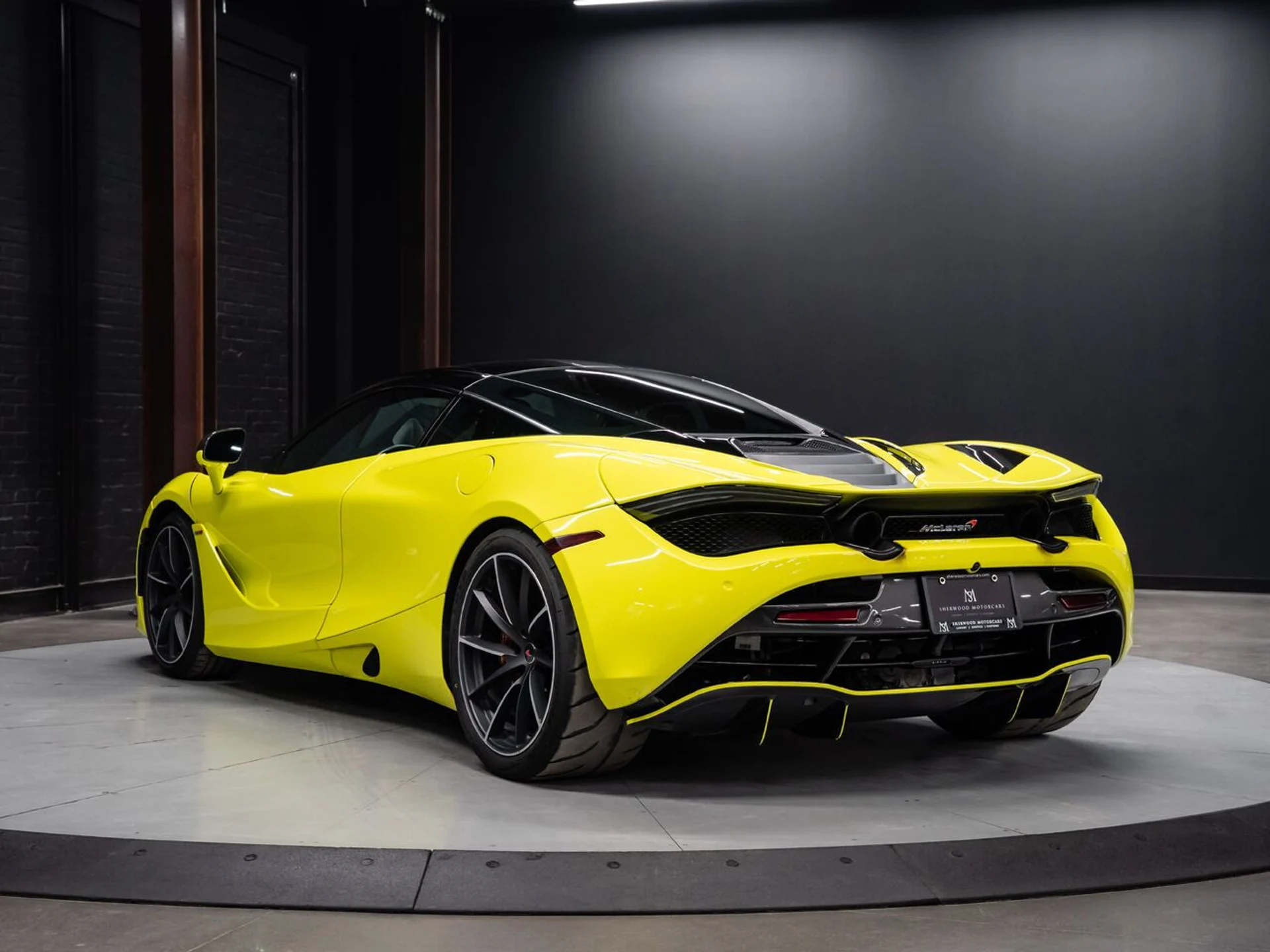 mph006_2310530983_mclaren_720s_2018_ba809c3642