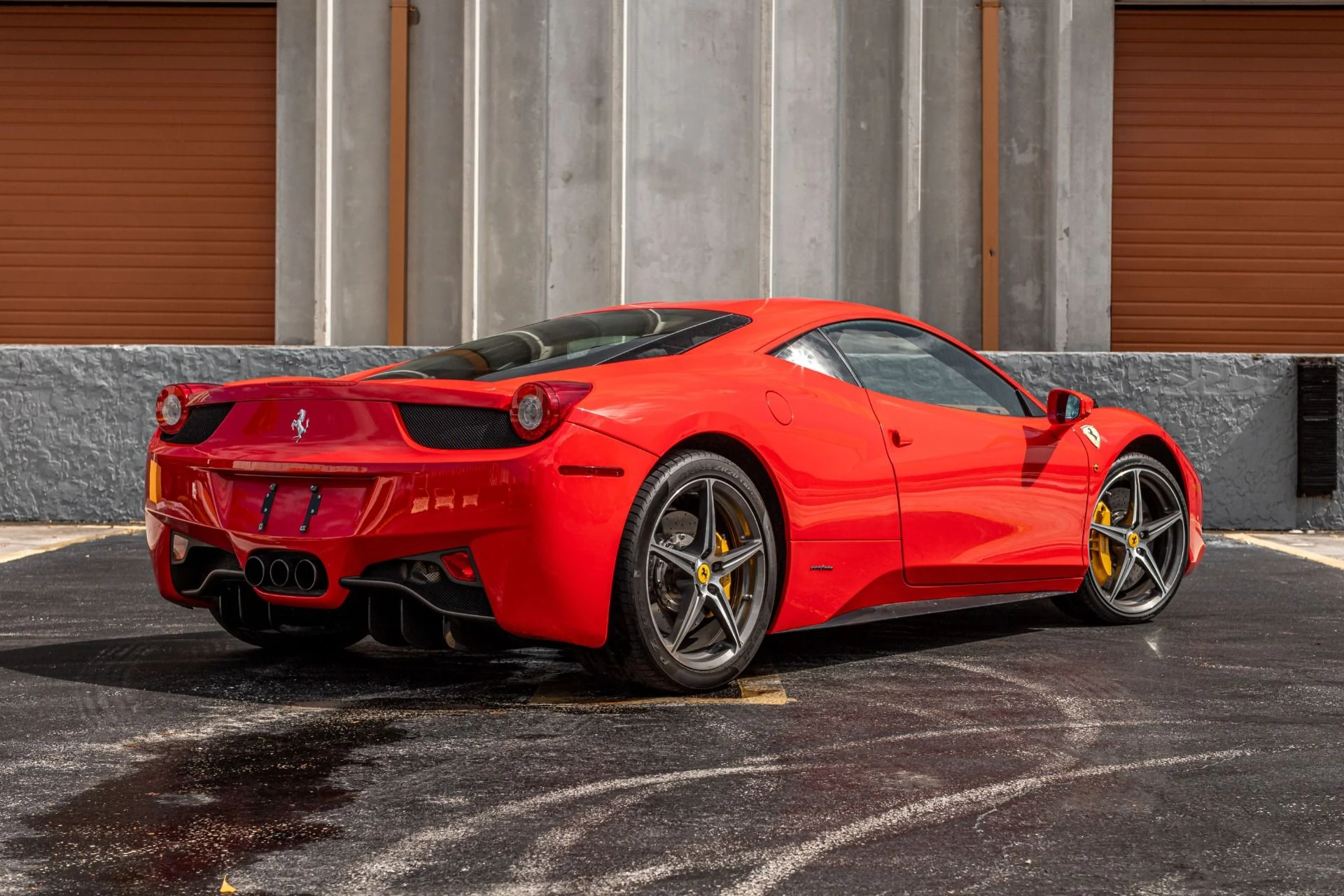 mph006_2316381424_Used_2014_Ferrari_458_Red_Tan_w_Front_Lift_Carbon_Steering_Wheel_Sport_Exhaust_Premium_Audio_1755961565_1ebccb9aa0