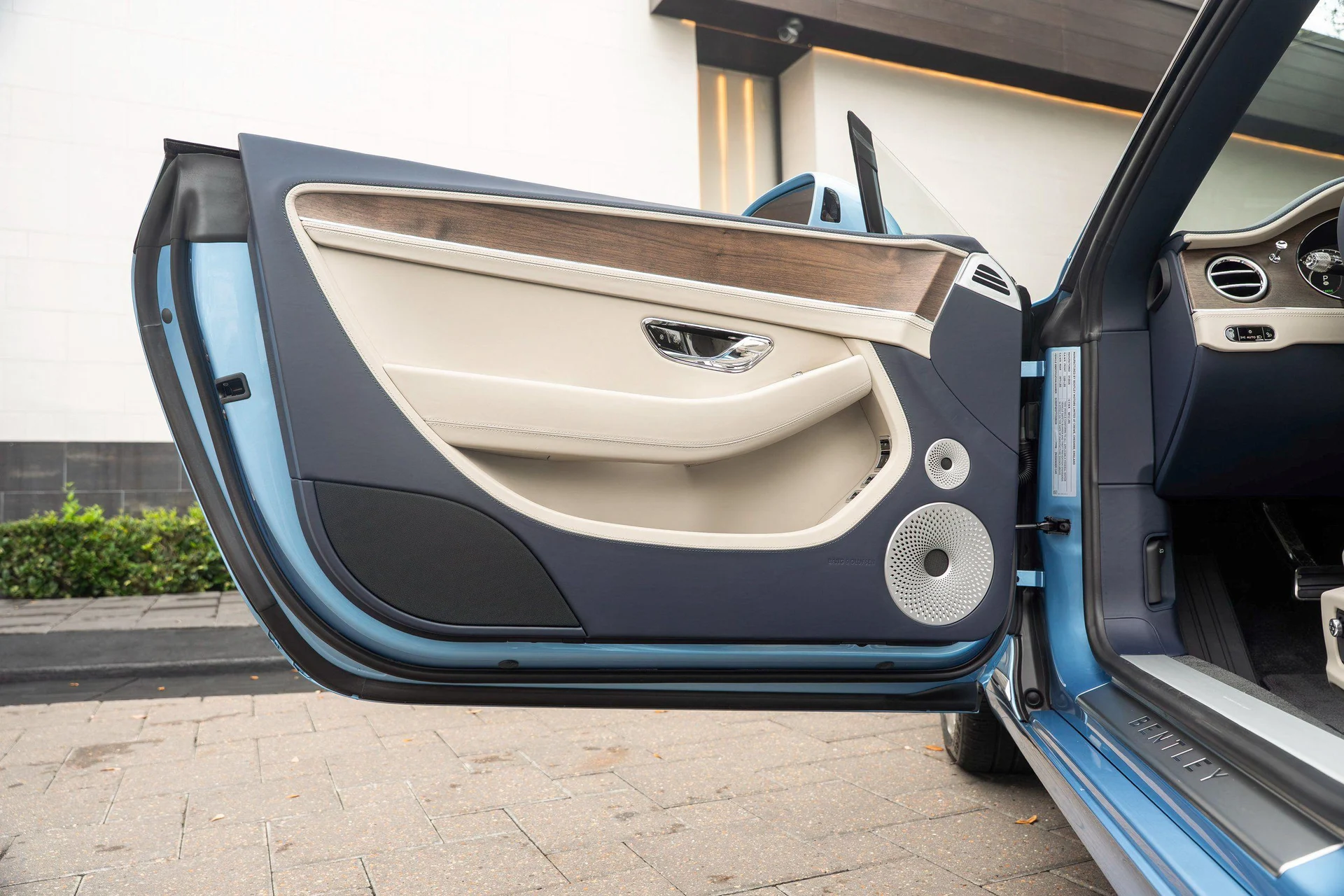 mph006_2326948920_501195975_69b06d5fd6285b6da9670391_7953cf99e4