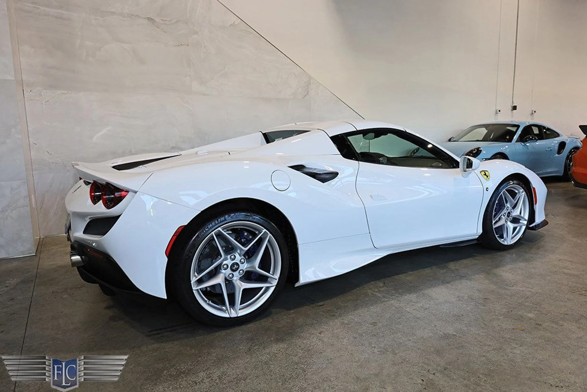 mph006_2329382919_used_2023_ferrari_f8_spider_convertible_9689_22976410_7_1024_5271dda45d