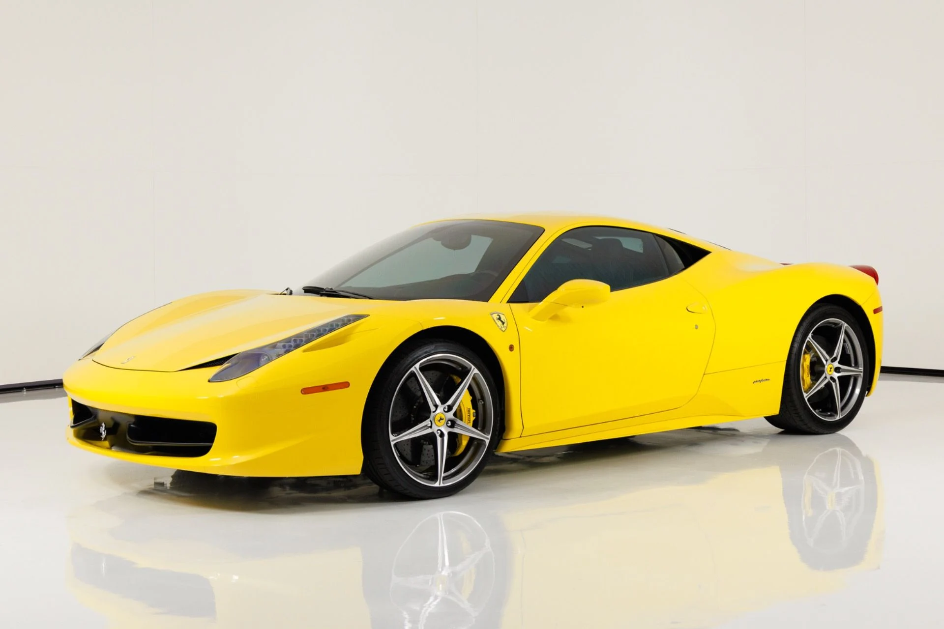 mph006_2330947772_Used_2011_Ferrari_458_Italia_1779137260_4825556c7d