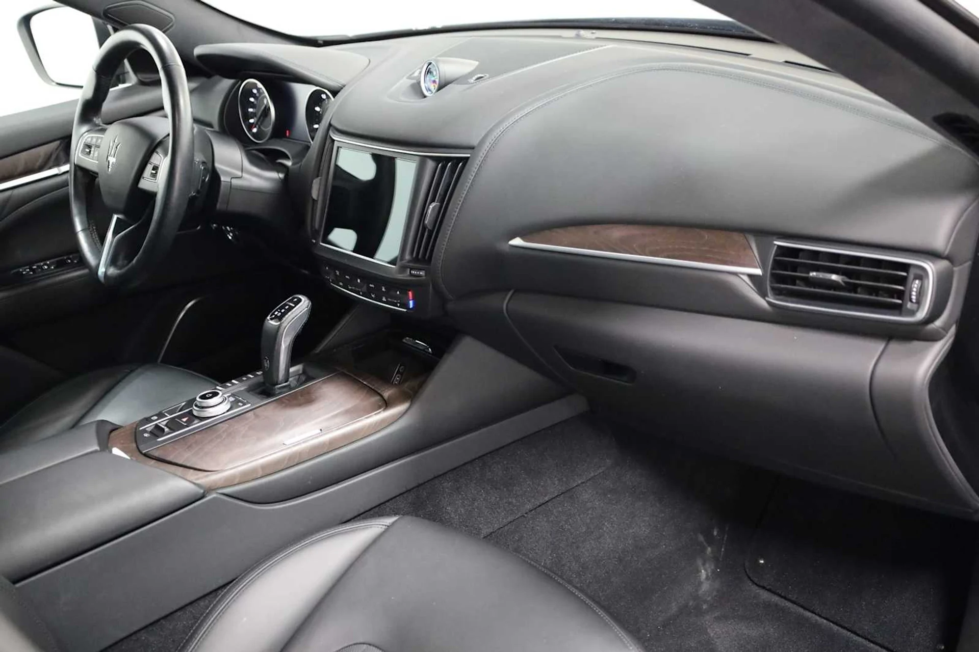 mph006_2338869119_4896f4e139340e17dee27ada046a39d0_b5520ecbf2