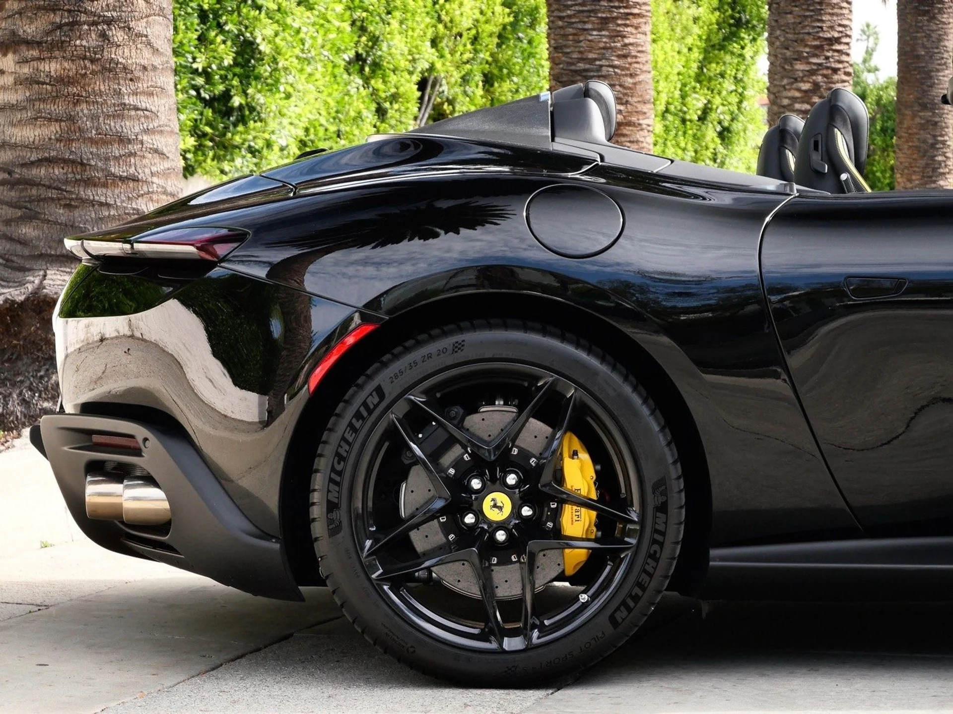 mph006_2344071040_4ce19da6e8706d678e1b8910925dc817x_cb9b2ea304