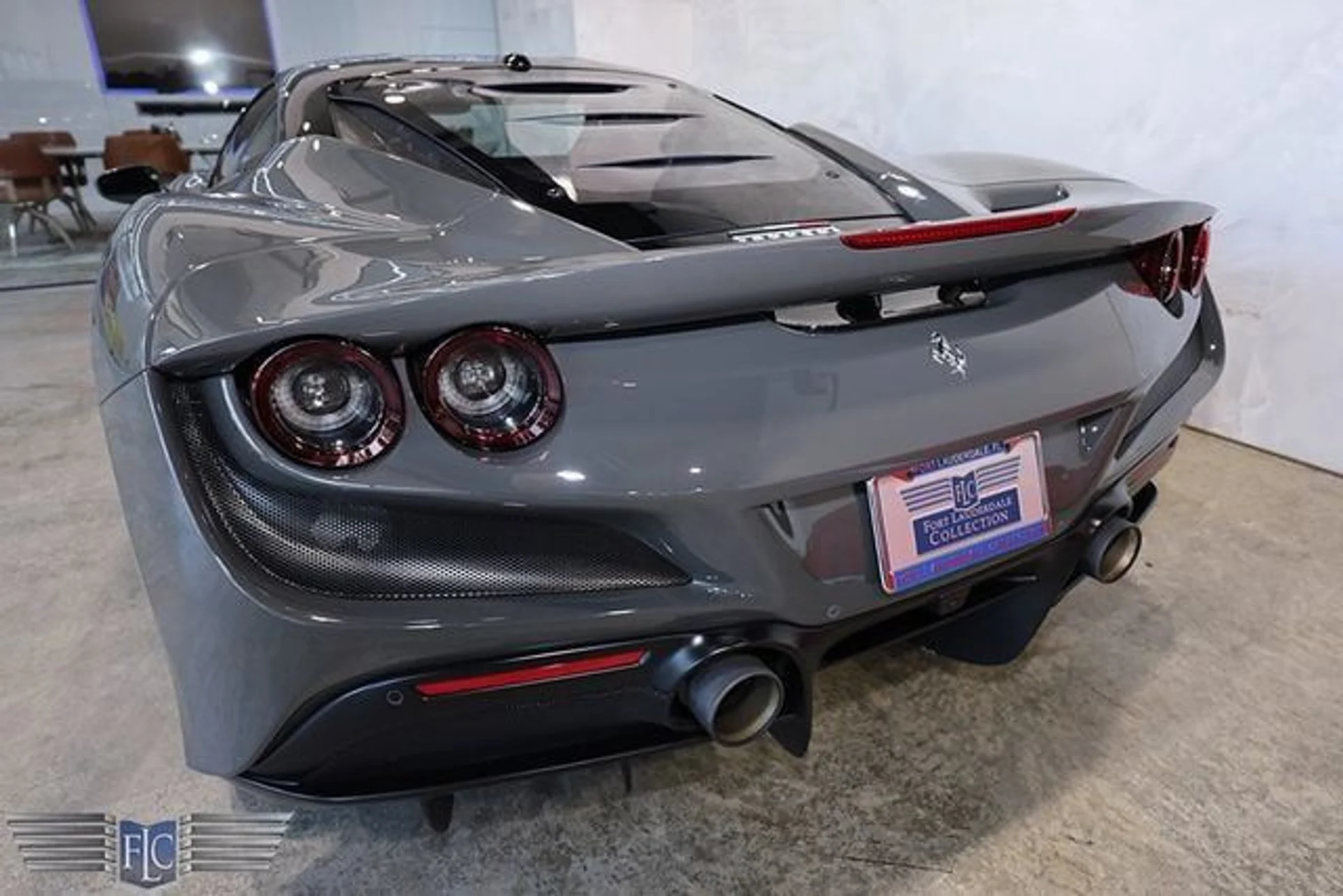 mph006_2345172867_used_2022_ferrari_f8_tributo_coupe_9689_23053332_10_640_9ca98f9bd6