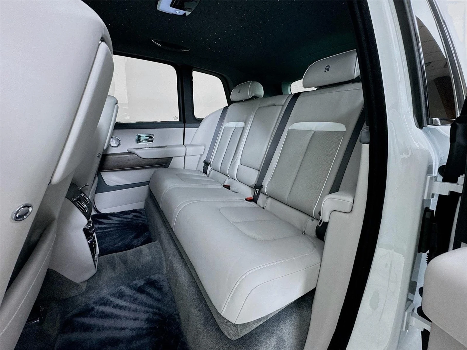 mph006_234531685_fe2000a63523d90b3368473129cc33f9x_cb84c6aed5