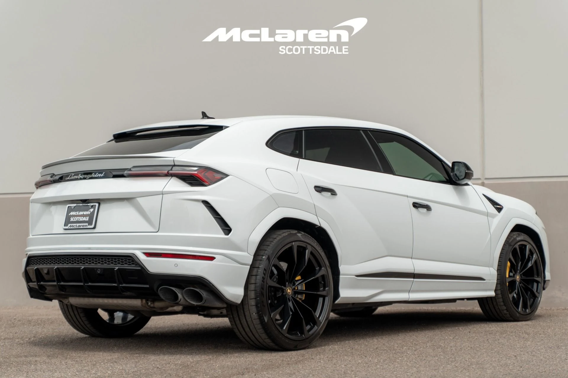 mph006_2350022807_Used_2021_LAMBORGHINI_URUS_1757137597_d92e3161ad