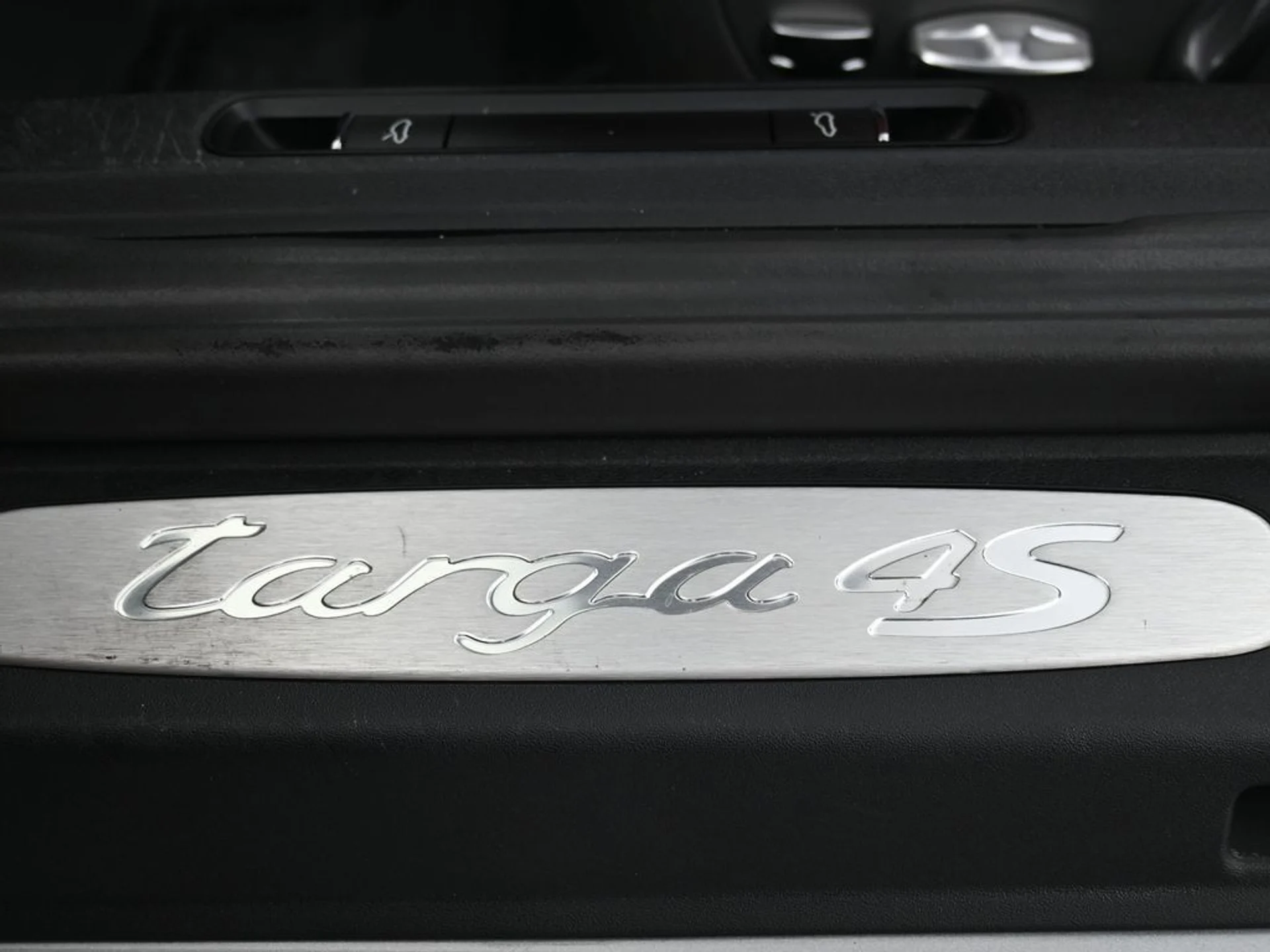 mph006_2357540255_7e0795de6865ca2b05159adb3ea3d2d1_83672495f2