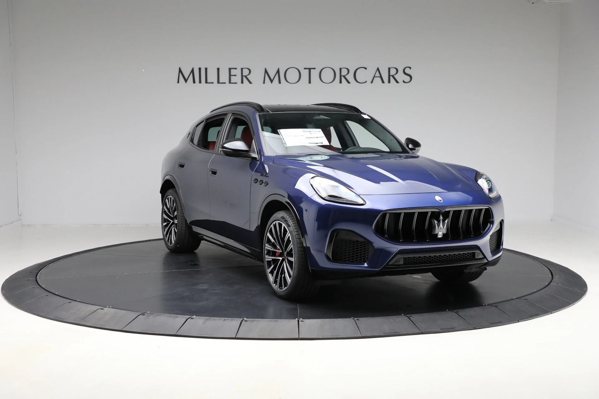 mph006_2357998375_New_2025_Maserati_Grecale_Modena_b7d21cc486