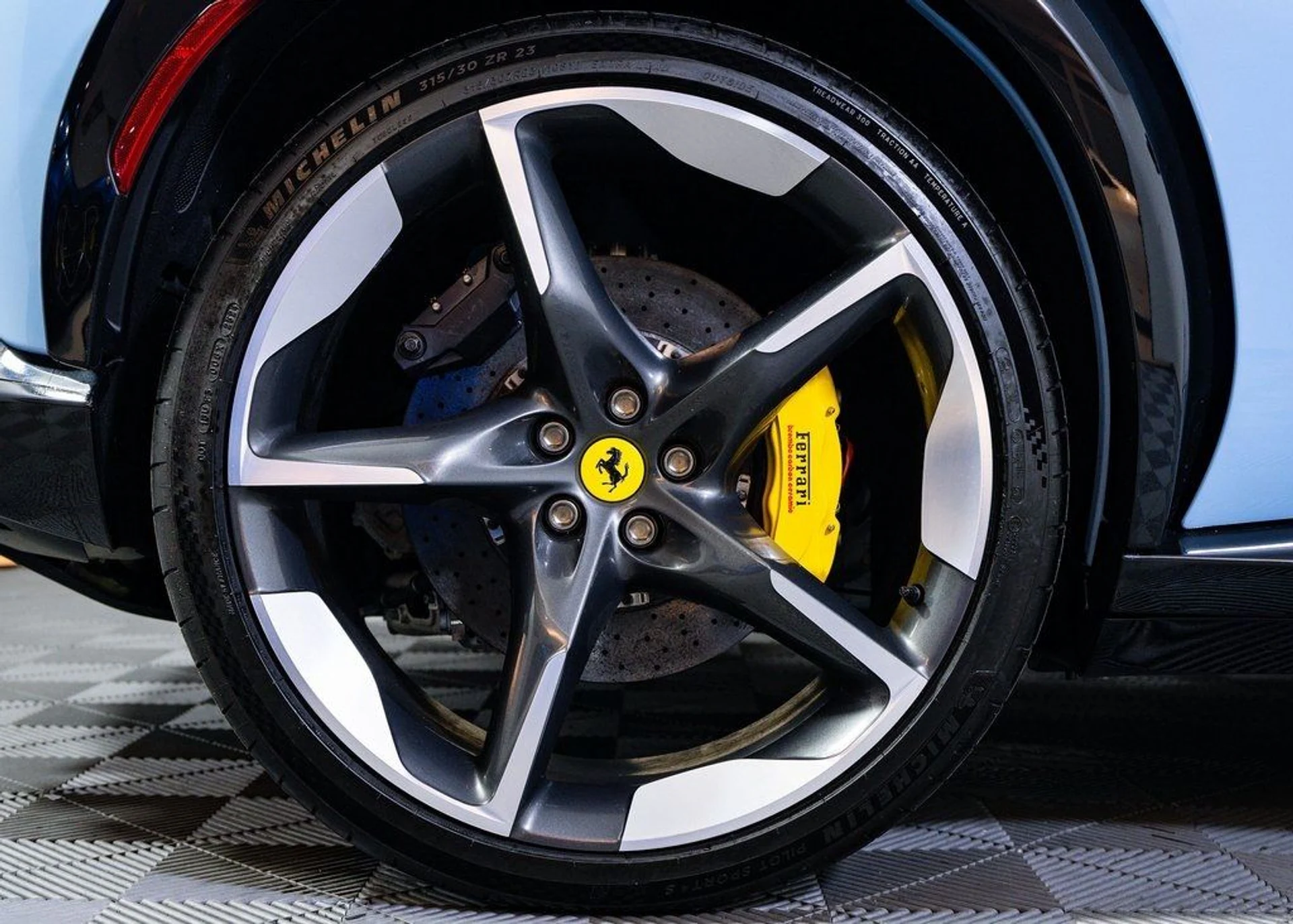 mph006_2371616726_1ace78514a3eb0ad6a3a87f8250d4ae7_c4e38a01ab