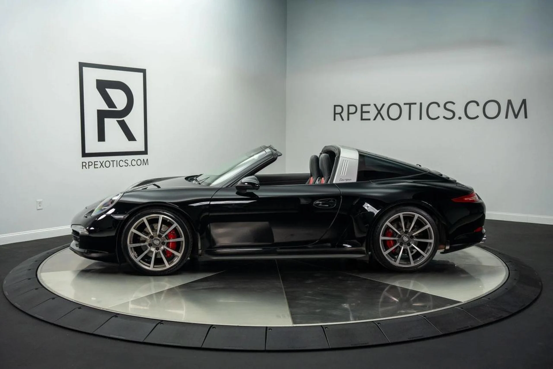 mph006_2376061306_d8fb4429a90e36f34f534dfbf686327b_16dc748deb