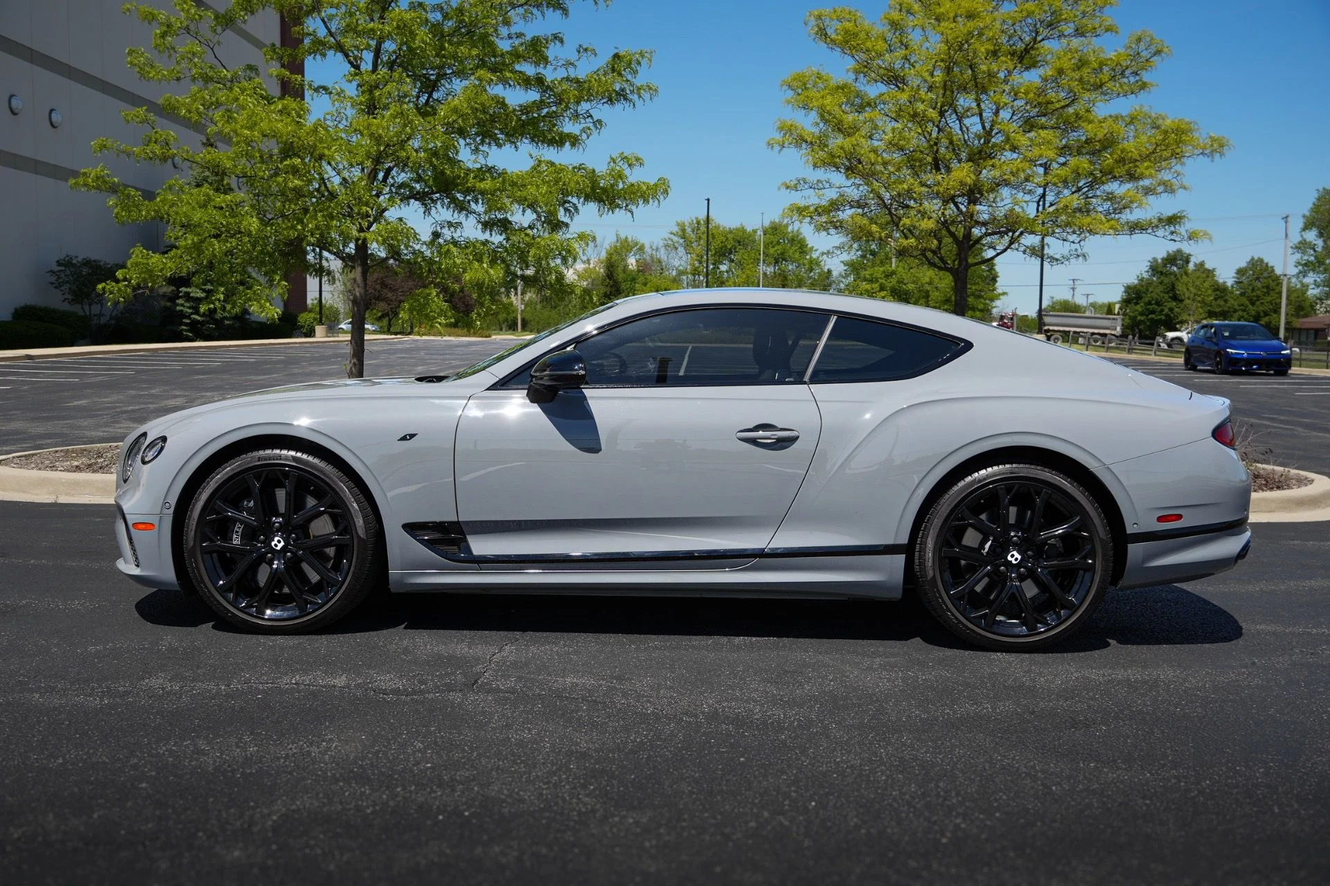mph006_2377180335_Used_2023_Bentley_Continental_GT_S_V8_1778792061_cbe327b72a