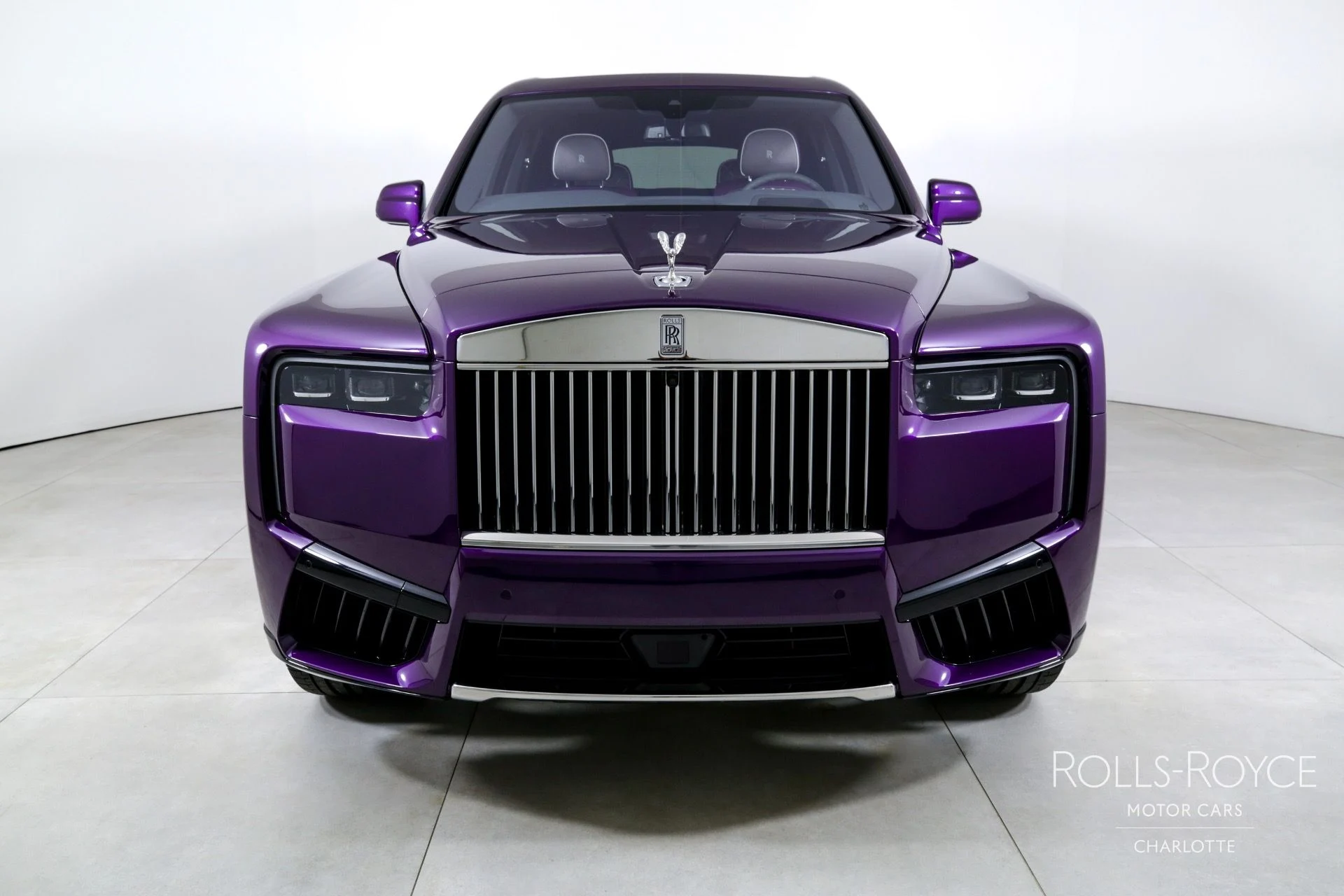 mph006_2379091192_Used_2025_Rolls_Royce_Cullinan_1748382591_db5aa82f1e