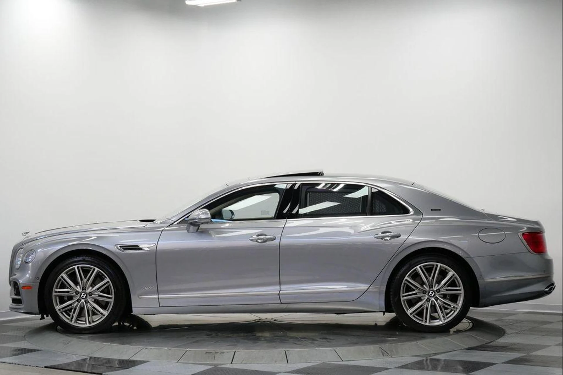 mph006_2379500431_ur_Jhw_Dw1_P9_I_PRVJ_3x0s0qe_P8ic_6af4bedd5c