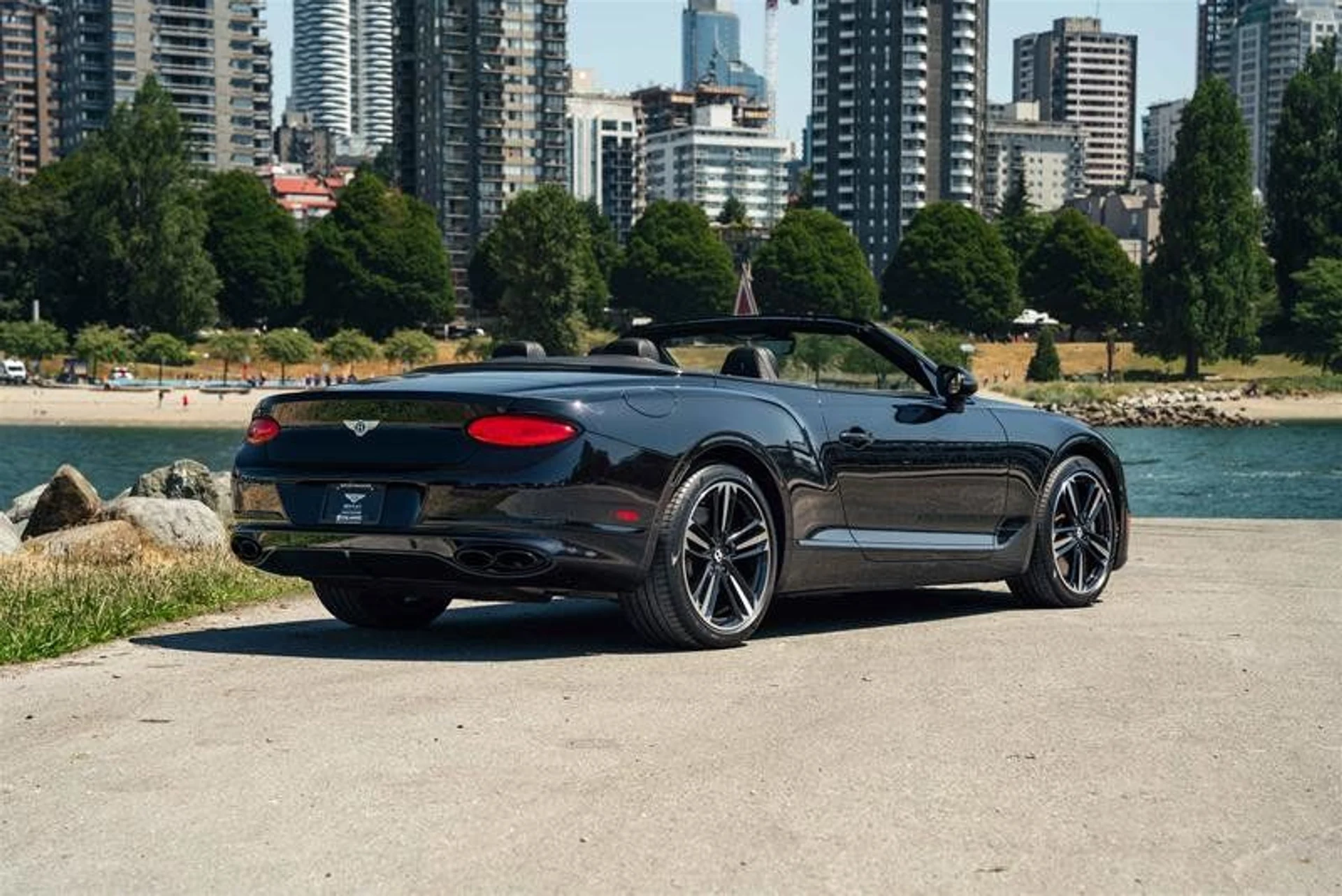 mph006_2380682907_36570374_08364_11210476_1482241126_9f679fe5d3