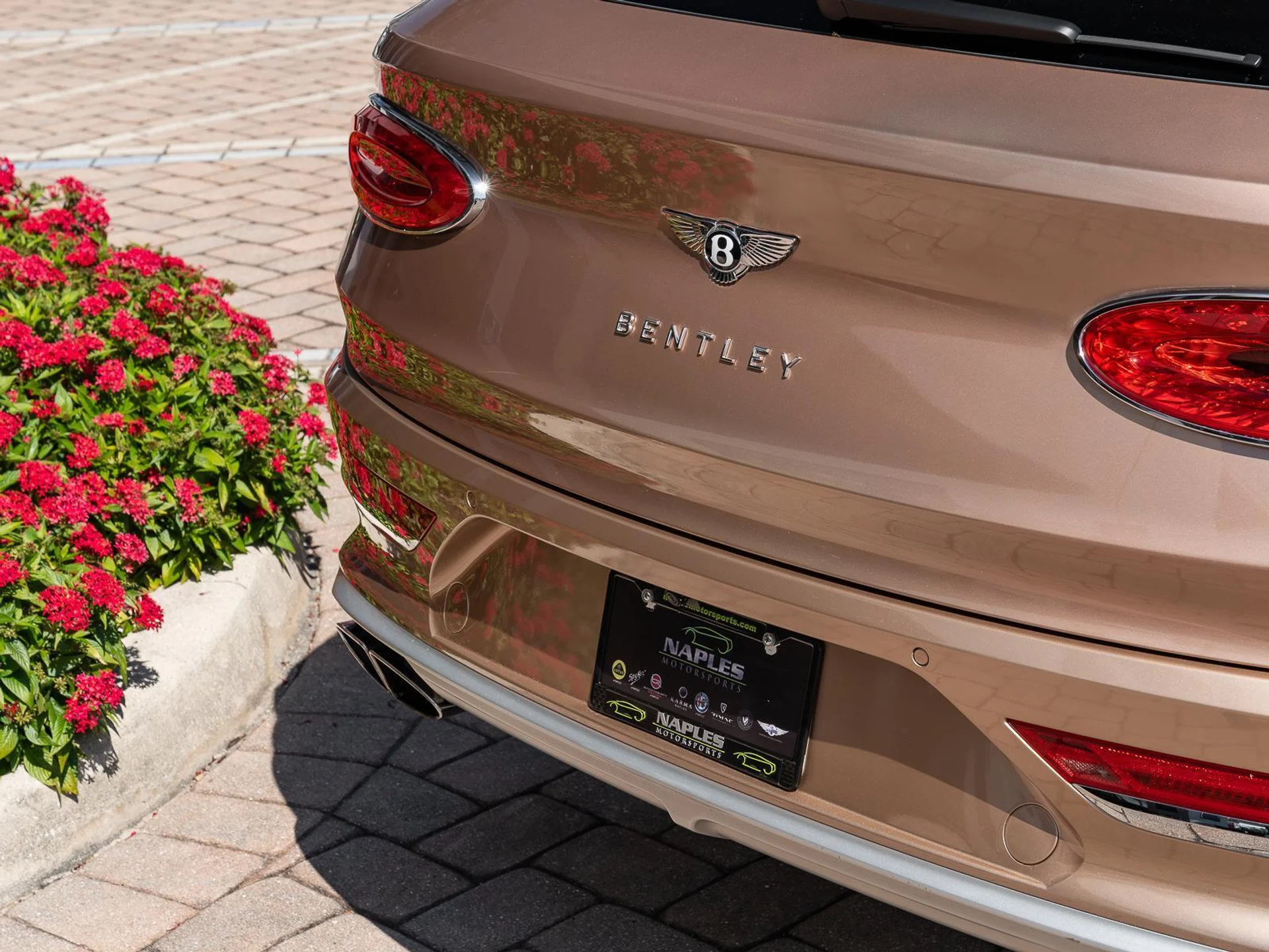 mph006_2382718451_Used_2023_Bentley_Bentayga_EWB_Azure_First_Edition_1772272955_eb9ee2bee0