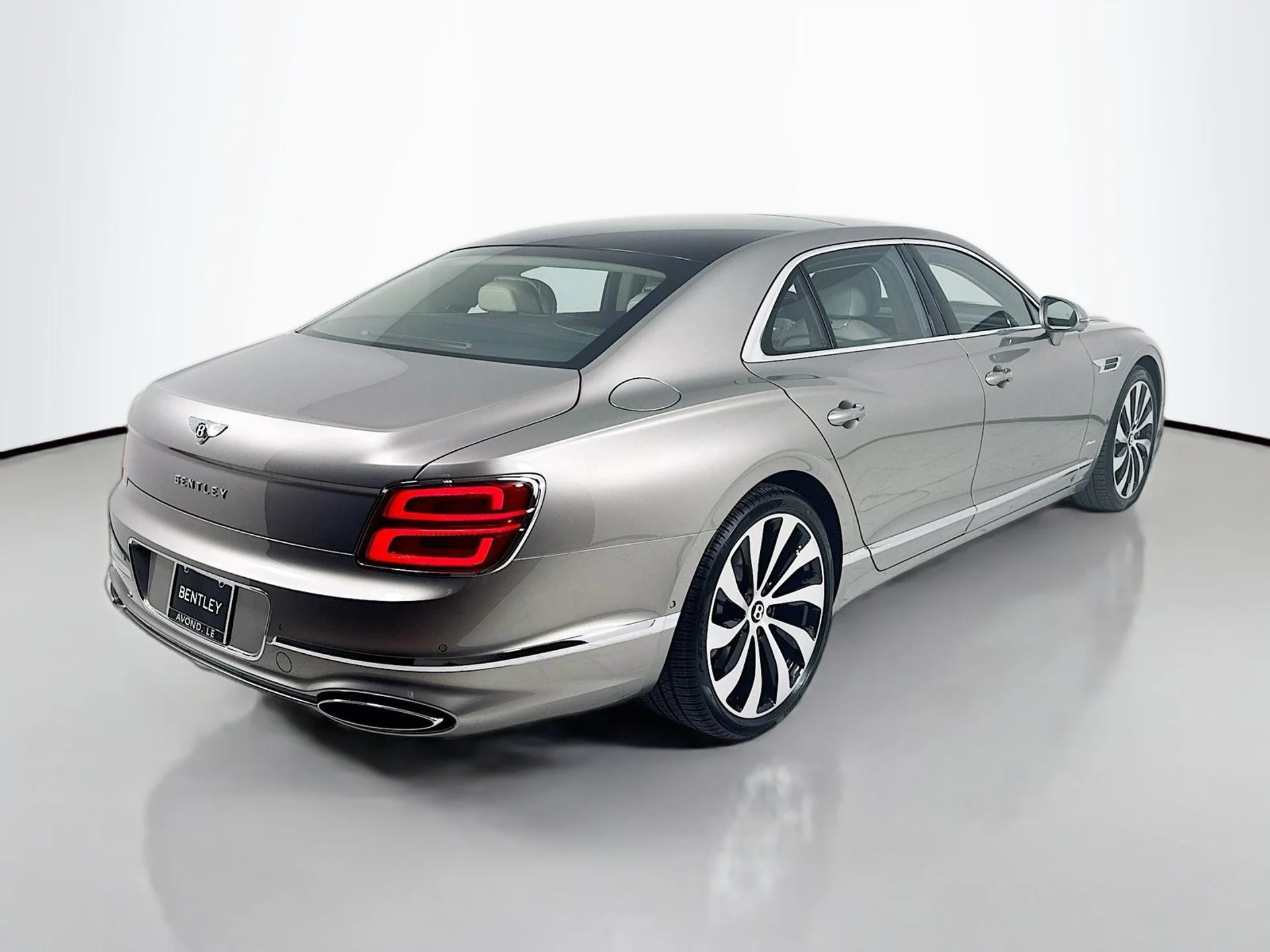 mph006_2385274630_c227e6da8597c60e3b2e96a4aa14339ax_db3124591b