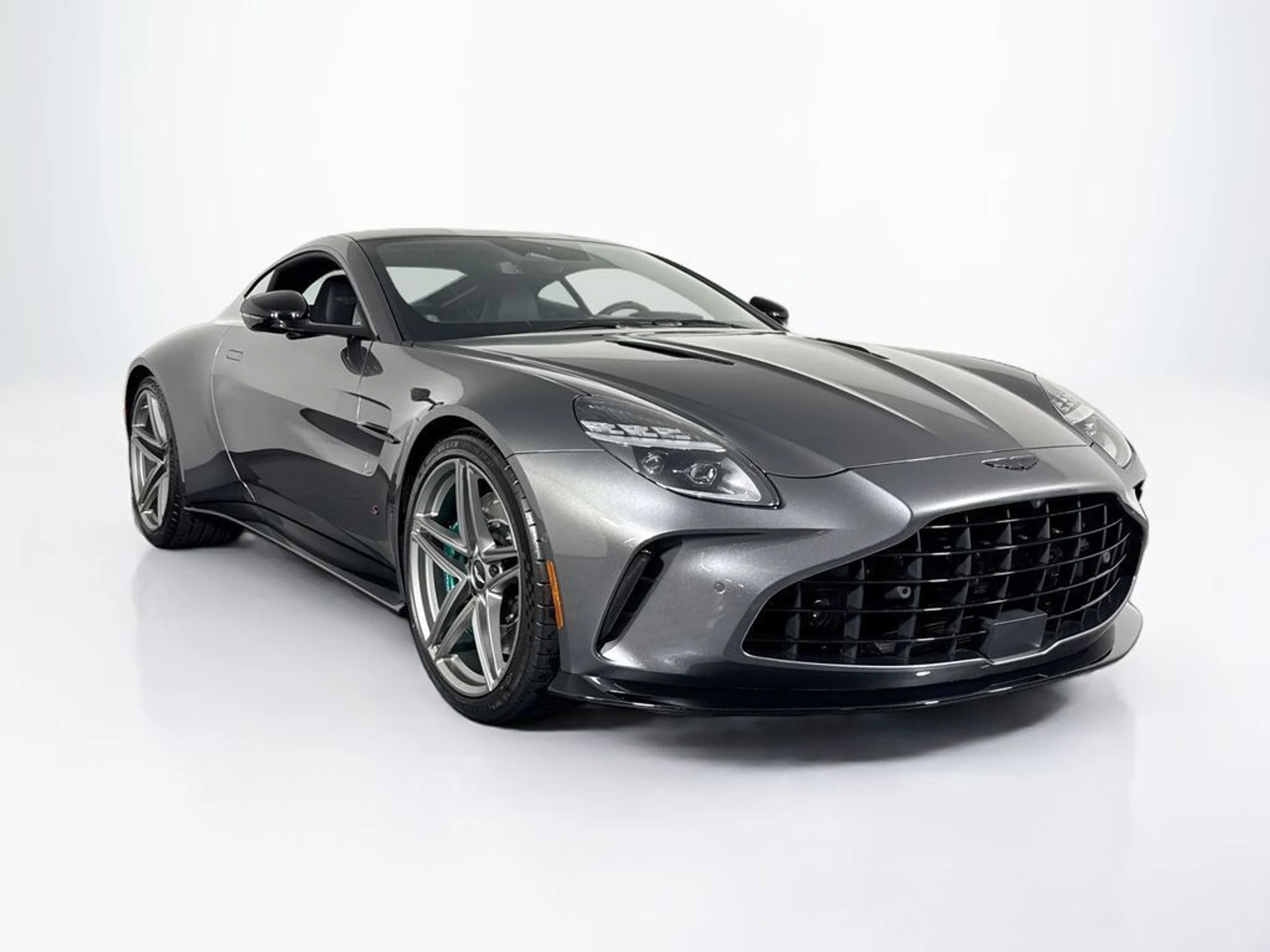 mph006_2390367459_new_2026_aston_martin_vantage_scoupe_11350_23038308_7_1024_25d30ce6b5