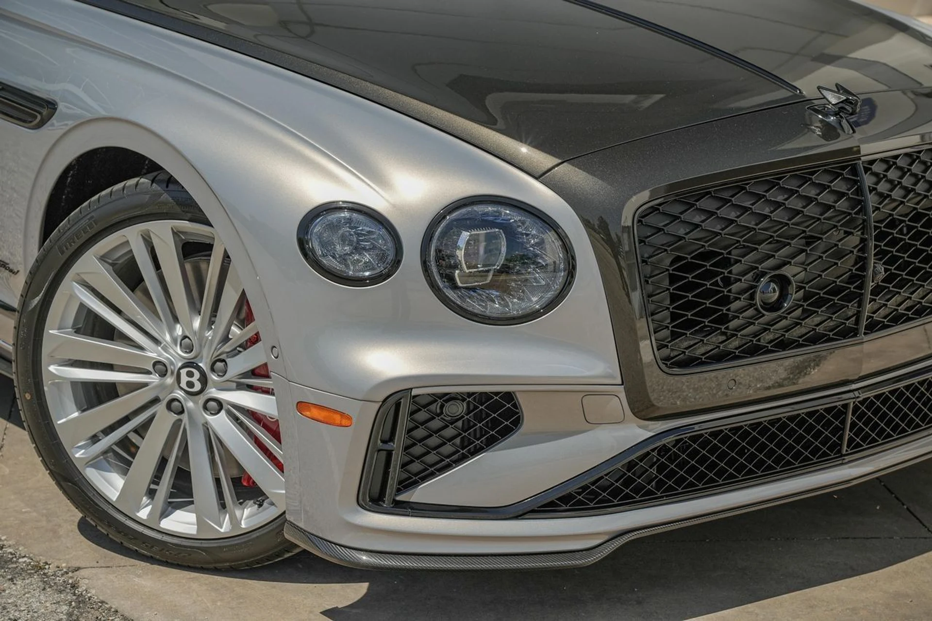 mph006_239288567_Hi_Tech_Luxury_Imports_LLC_SCBBR_6_ZG_8_SC_021779_image_6_07de6e43e2
