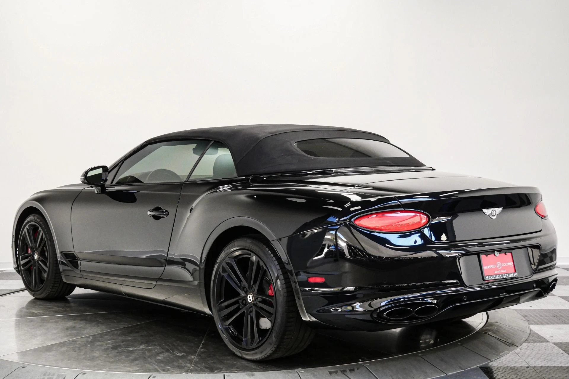 mph006_2394428326_Used_2020_Bentley_Continental_GTC_V8_Blackline_Specification_Front_Seat_Comfort_Specification_1768247272_8ae0b00f12