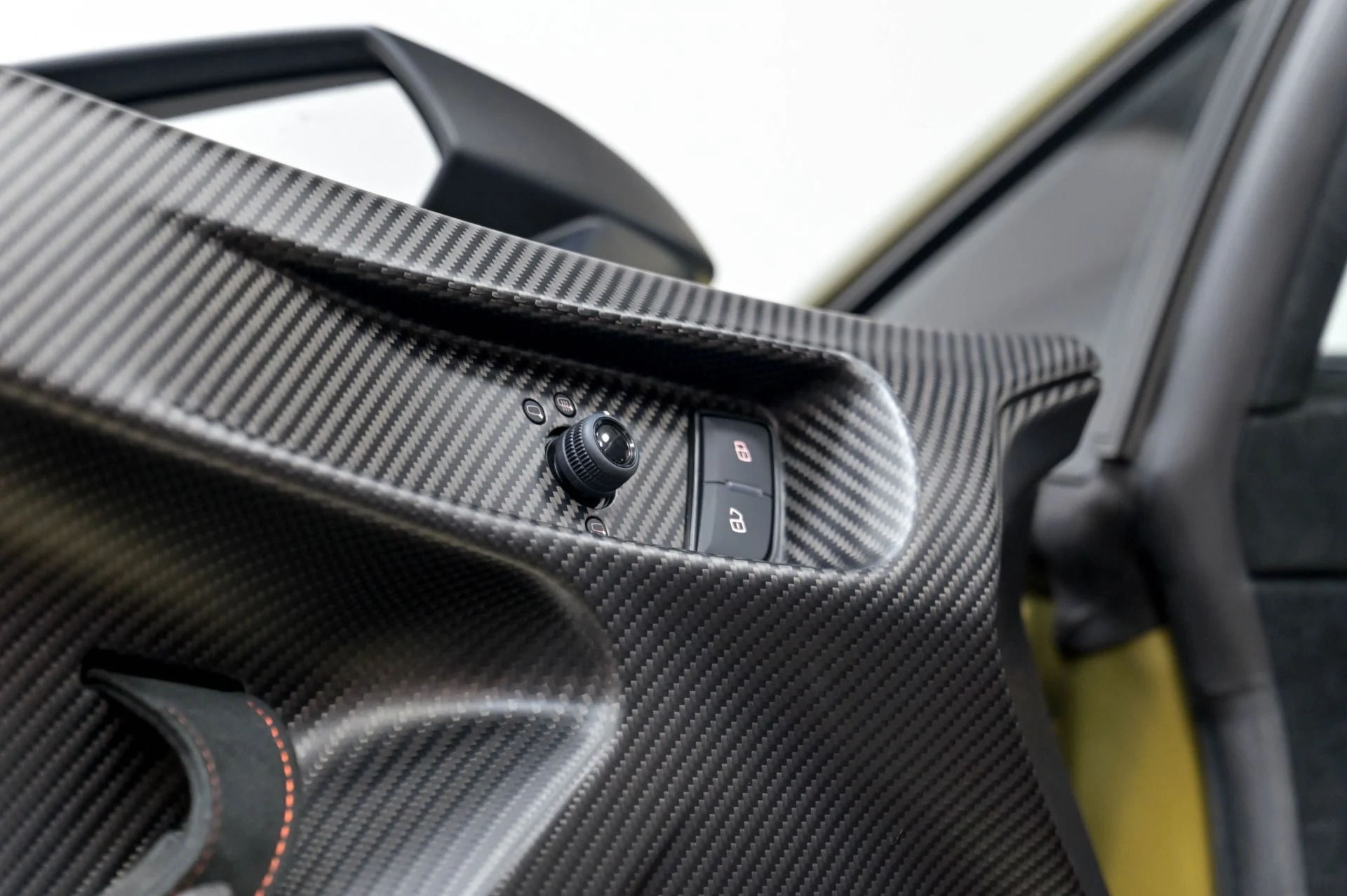mph006_2404684202_Used_2023_Lamborghini_Huracan_STO_1782768497_5e8f611dec