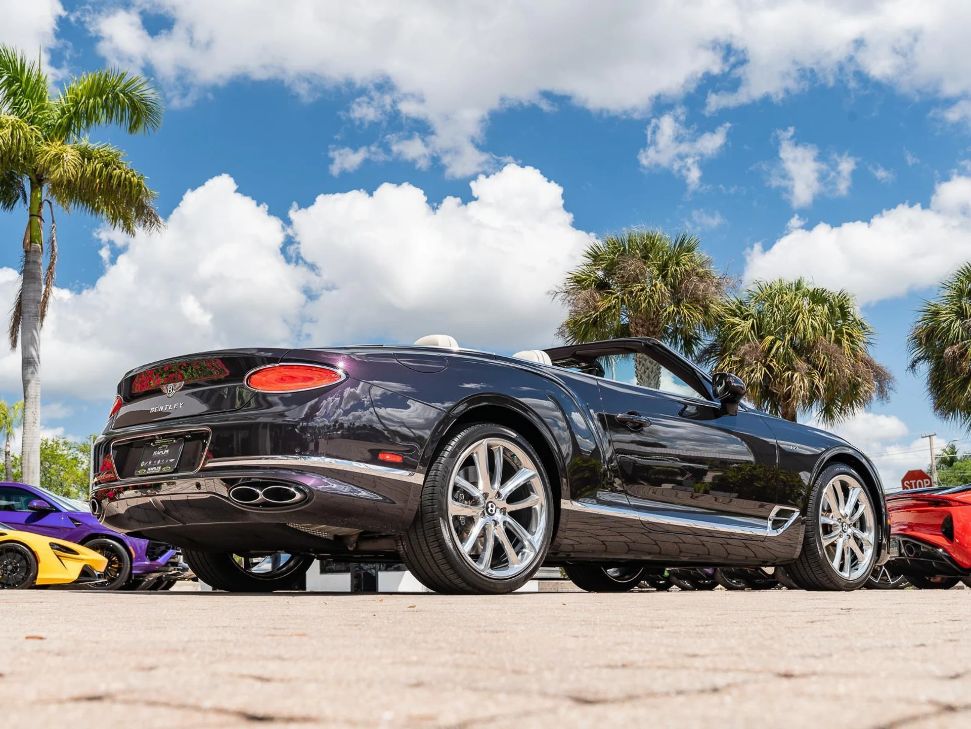 mph006_2404991441_Used_2022_Bentley_Continental_GT_Mulliner_1774645967_33d7ded935