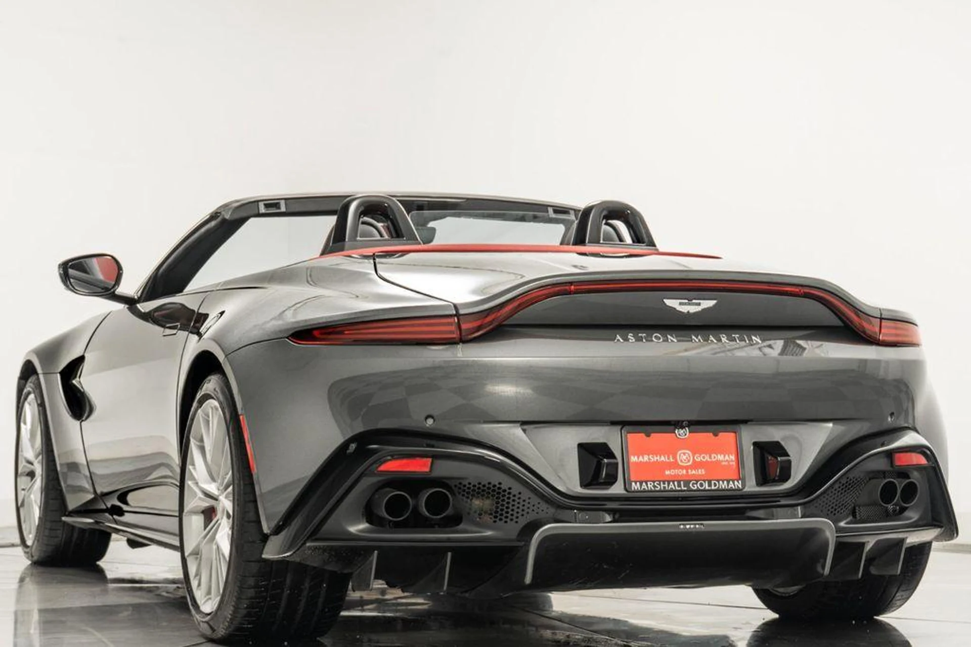 mph006_2417199034_W7flg_Bzw4_TR_m_Us_D_Qz_Dof97_F2o_M_aff976b68f