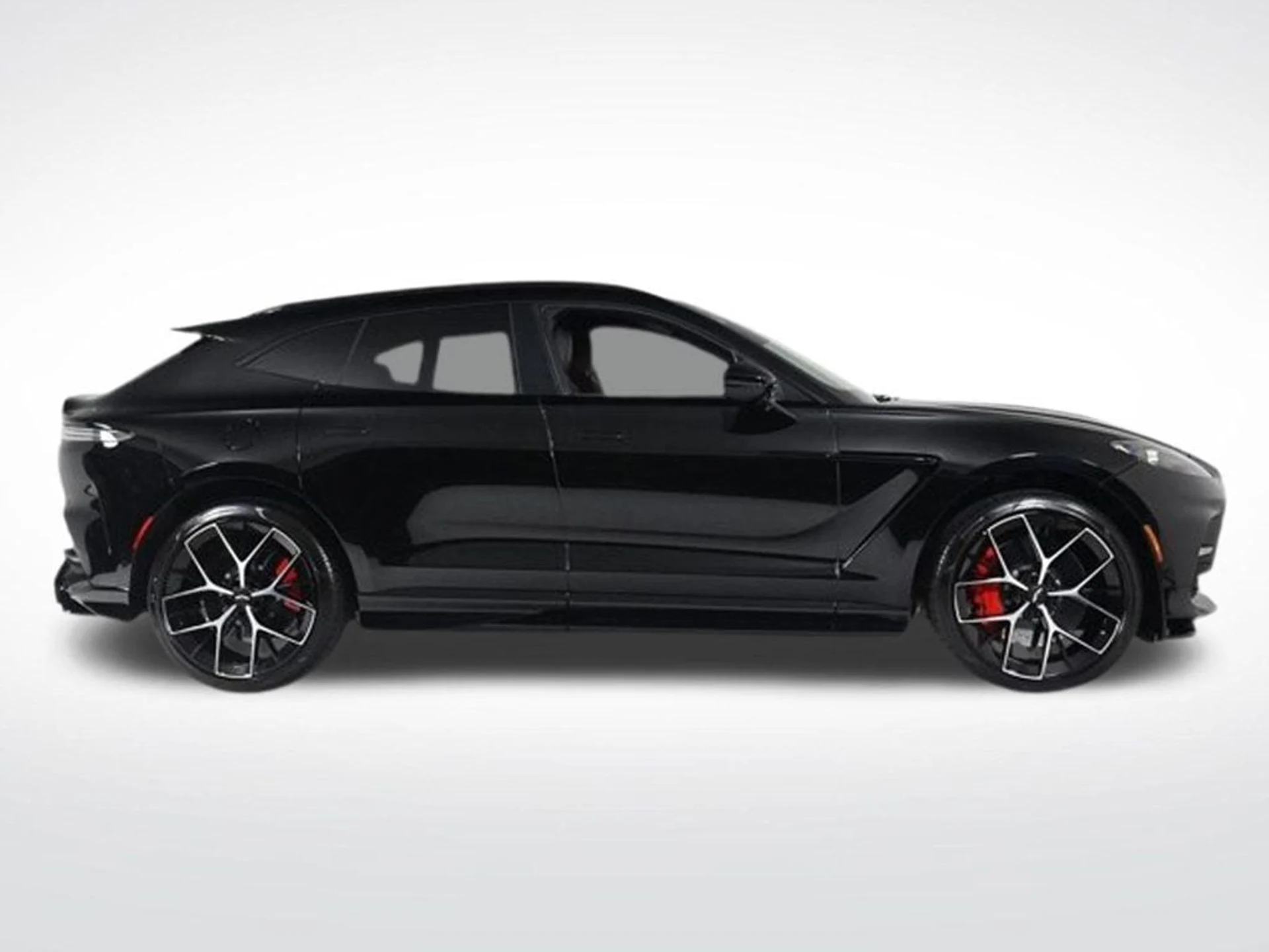 mph006_2417398651_new_2025_aston_martin_dbx_707awd_11350_22854625_6_1024_690098ba98