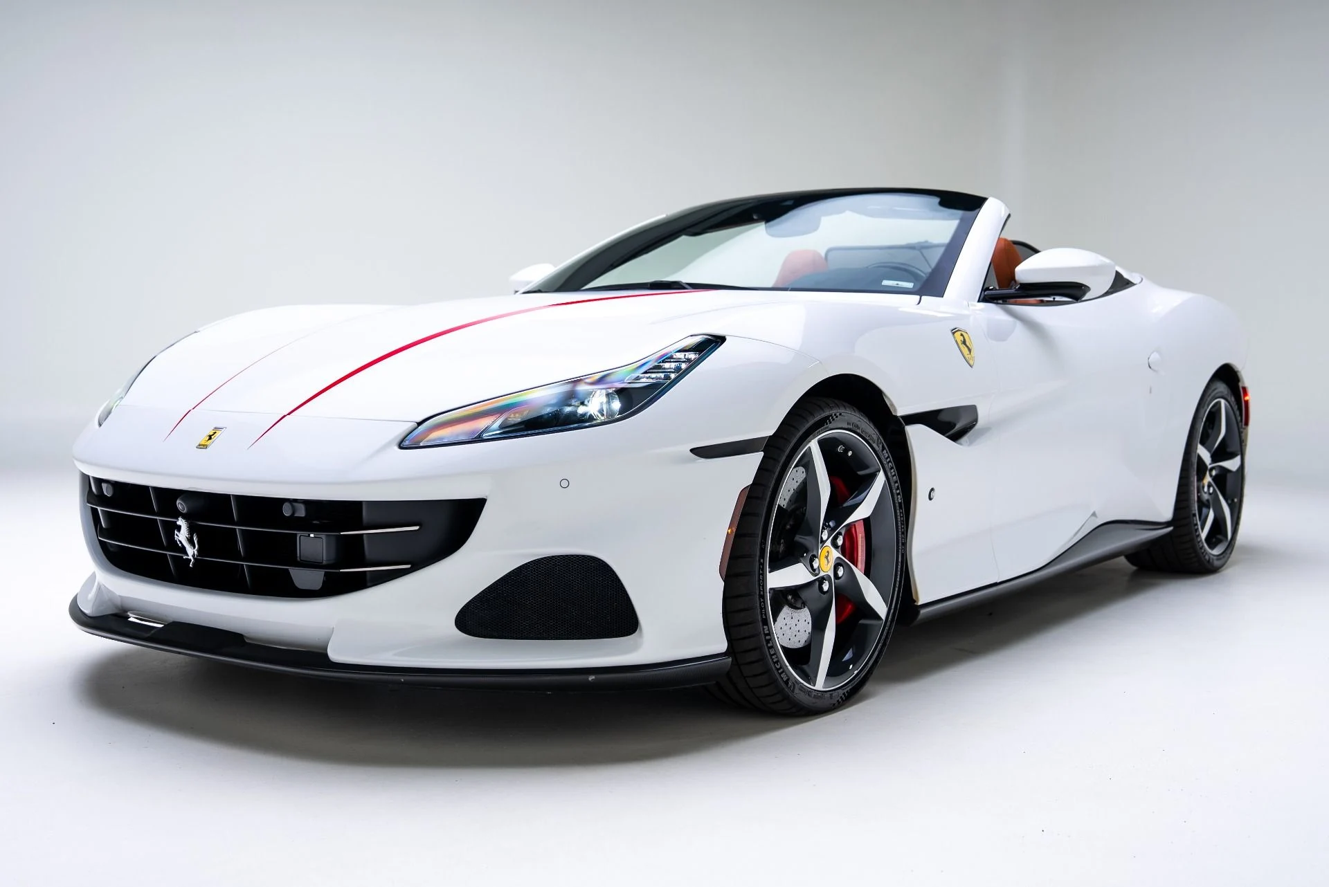 mph006_242156701_Used_2022_Ferrari_Portofino_M_1769556173_d5f411fc9a
