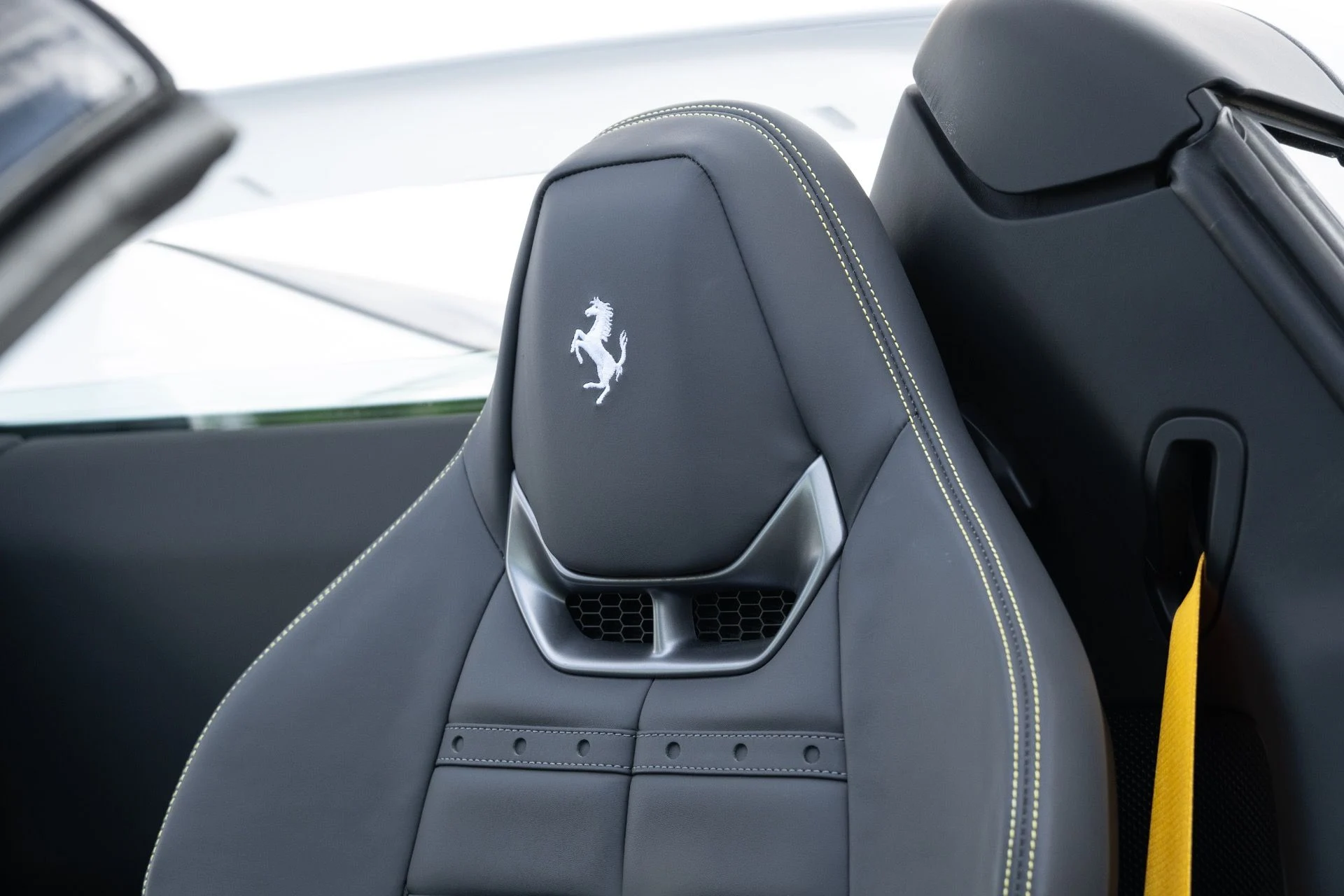 mph006_2423435631_Used_2024_Ferrari_296_GTS_1776964703_61705062f8