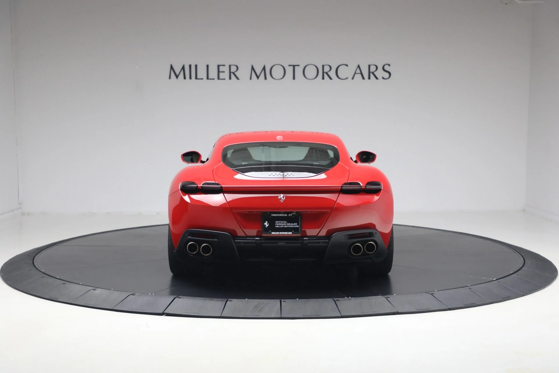 mph006_2428294802_Used_2022_Ferrari_Roma_1780607988_816af66492