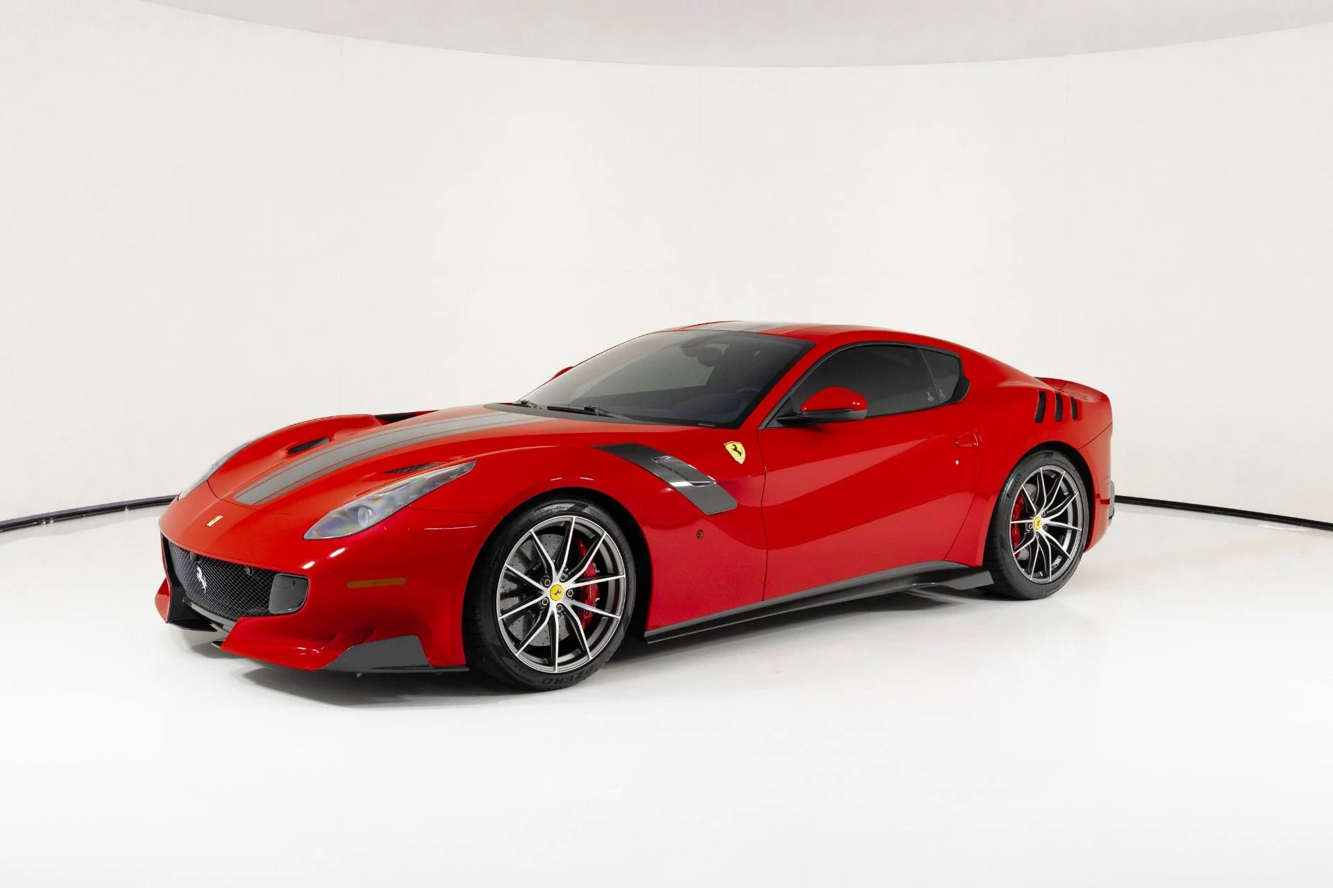 mph006_2428687730_Used_2017_Ferrari_F12_TDF_1760045669_1d1d8bf14a