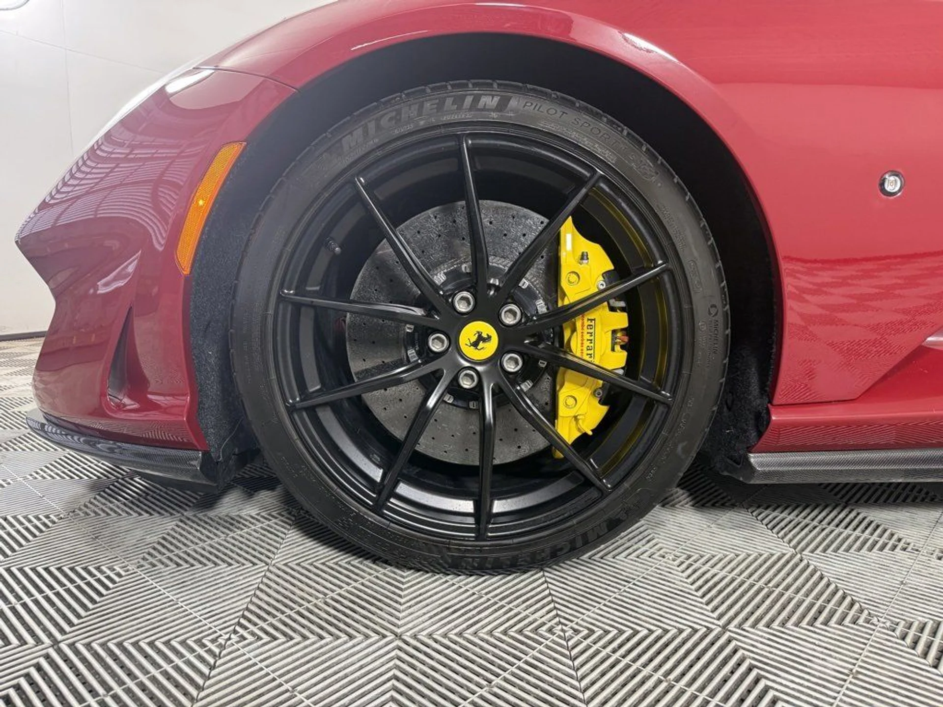 mph006_2434786348_02817ffd41e34638acf6eaf2bf2f5f4f_9c28ded861