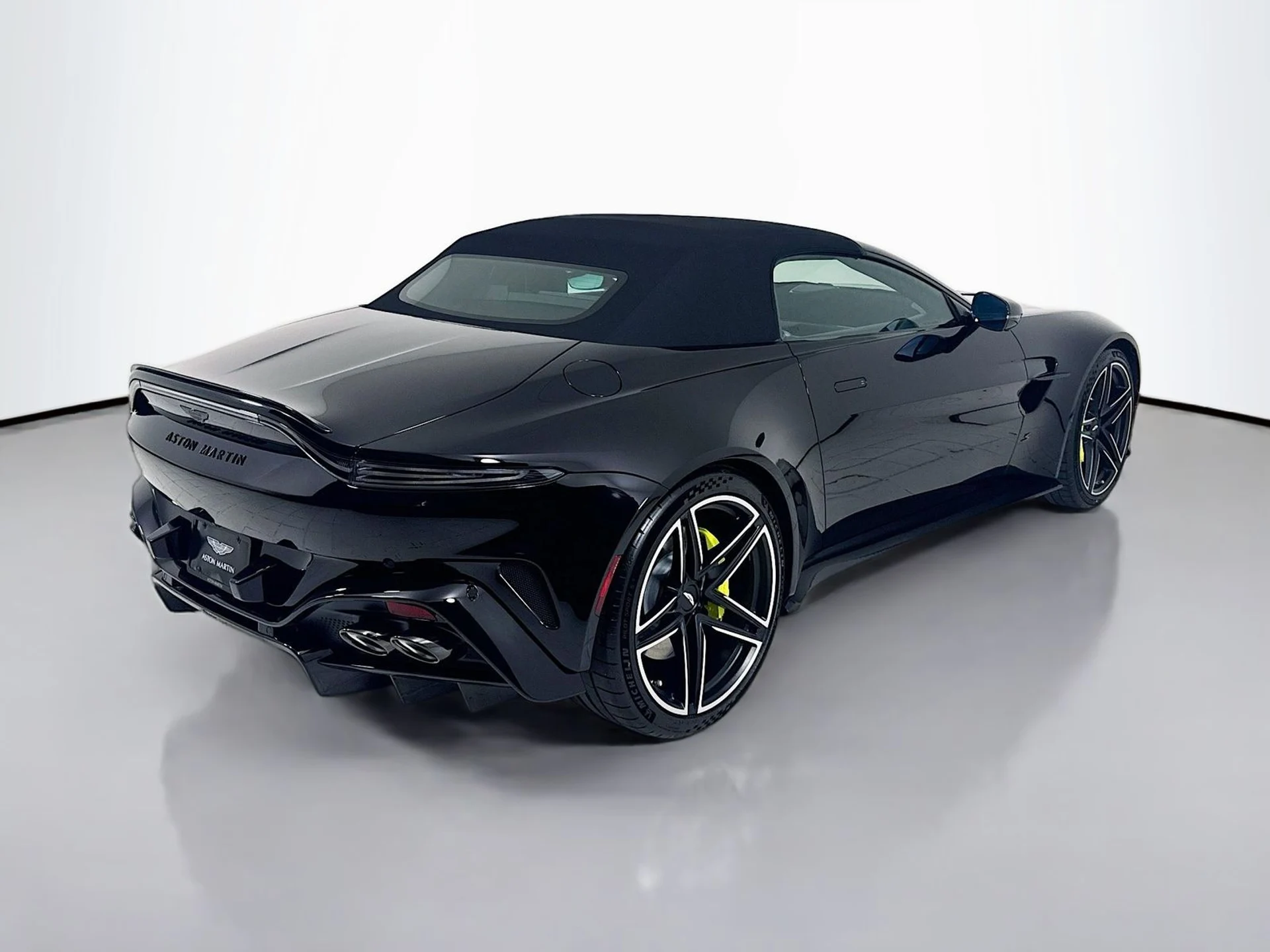 mph006_2436177199_c77a371a7b425a4233b2e716e2f8a79bx_dbb099ea63