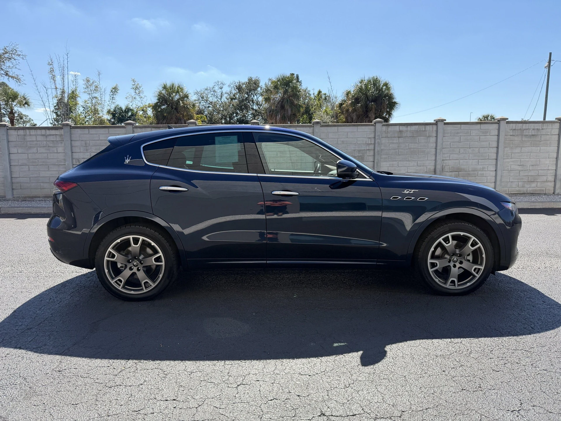 mph006_2438616353_14f65bef16b3539ca756ee4202bcc9e7x_d3e2f88250