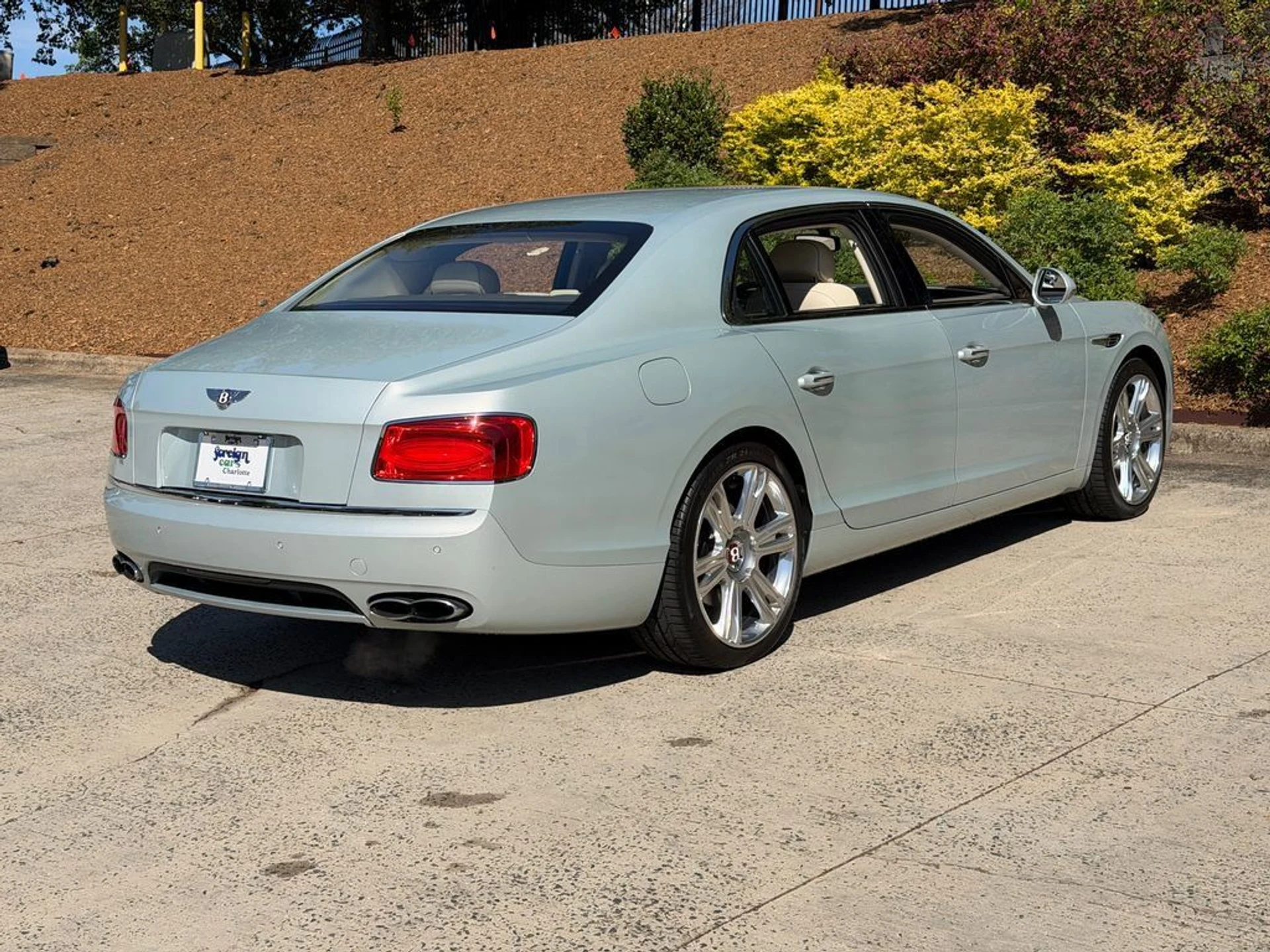 mph006_2439185487_9865438bd3184504864cf52bb6f25ce6_4751ffe9e8