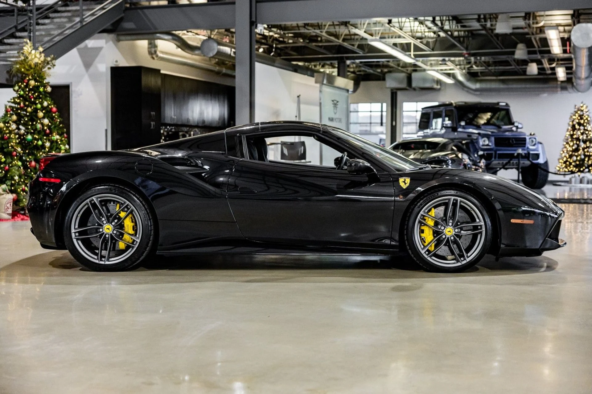 mph006_2440243_0w_7416e1cf21