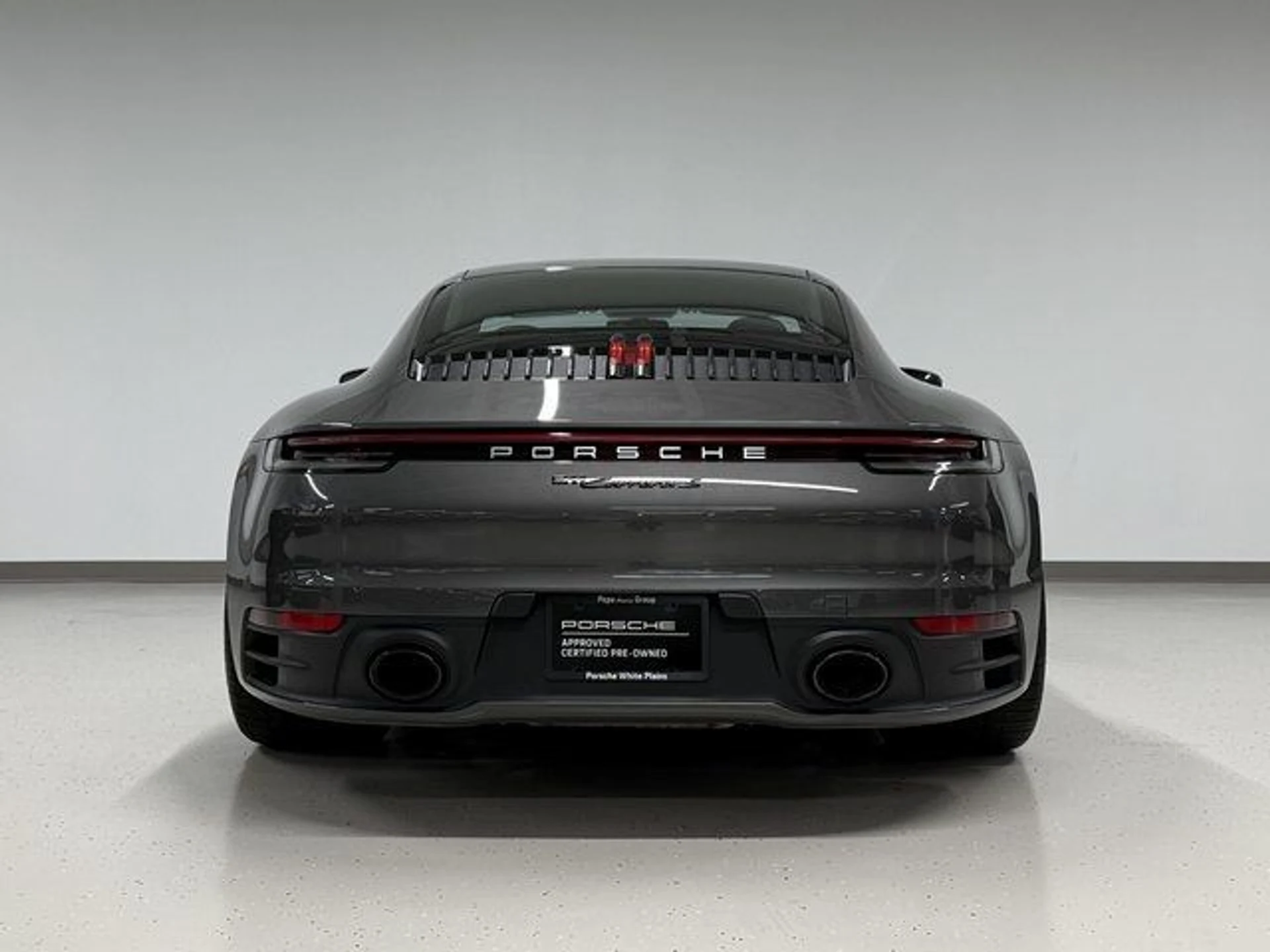 mph006_2440503388_7eb85b0d9aba3a4d41954b55a011d380_c739e26666