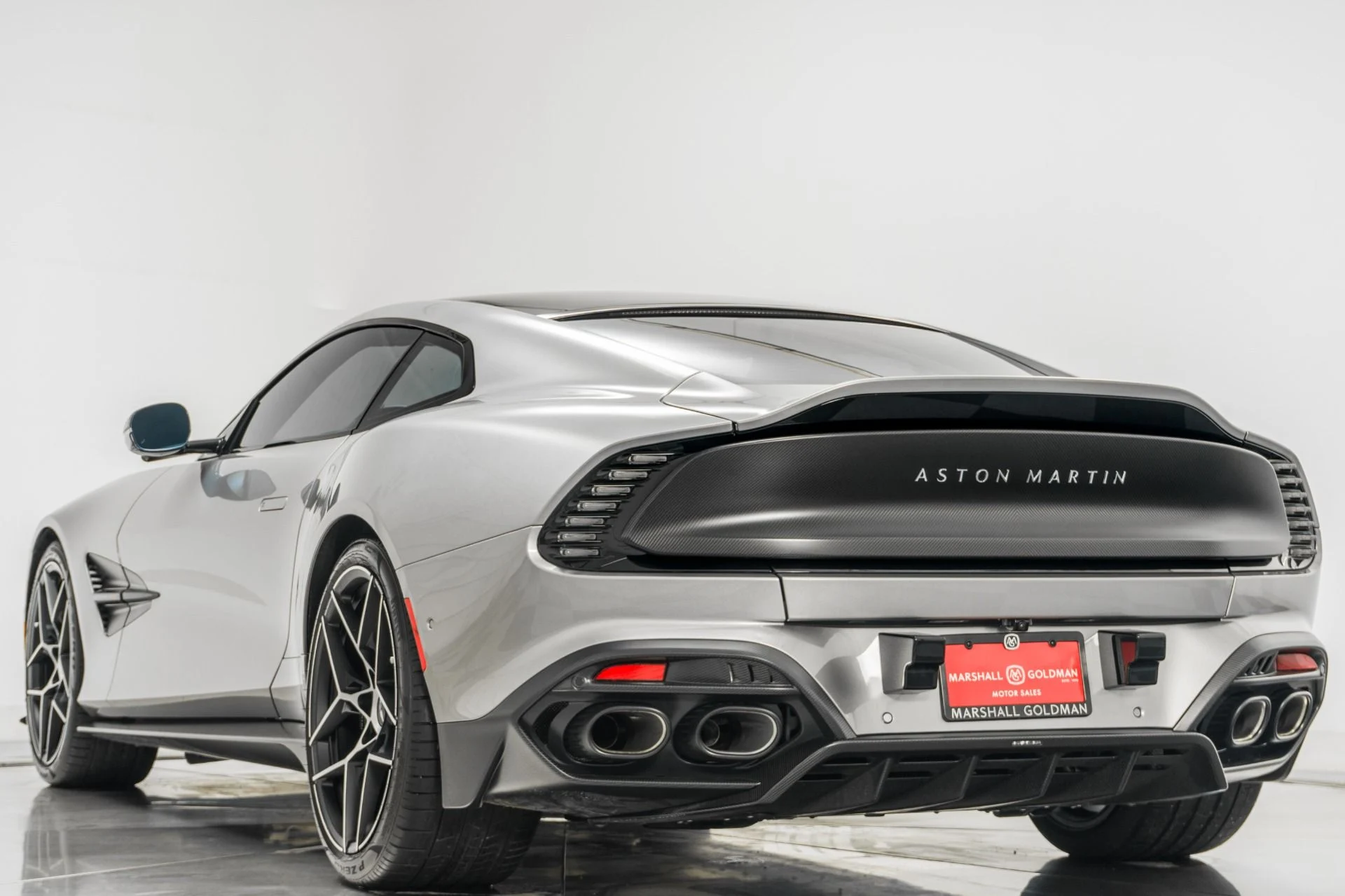 mph006_2451359892_Used_2025_Aston_Martin_Vanquish_552_K_MSRP_Titanium_Exhaust_Interior_Carbon_Pack_1772060483_82bfdadc28