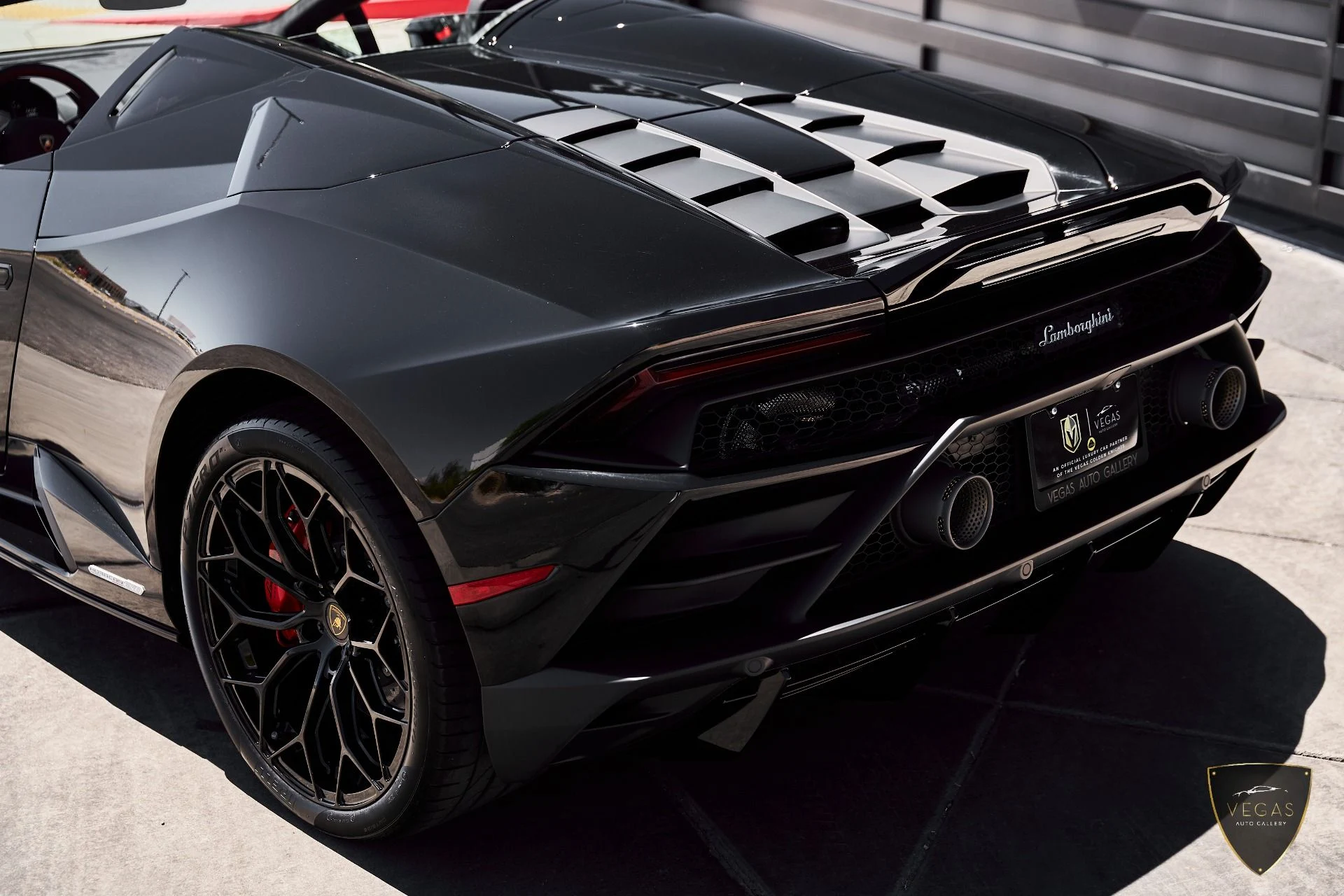 mph006_2451956363_Used_2024_Lamborghini_Huracan_EVO_Base_1783505061_3665ffe385