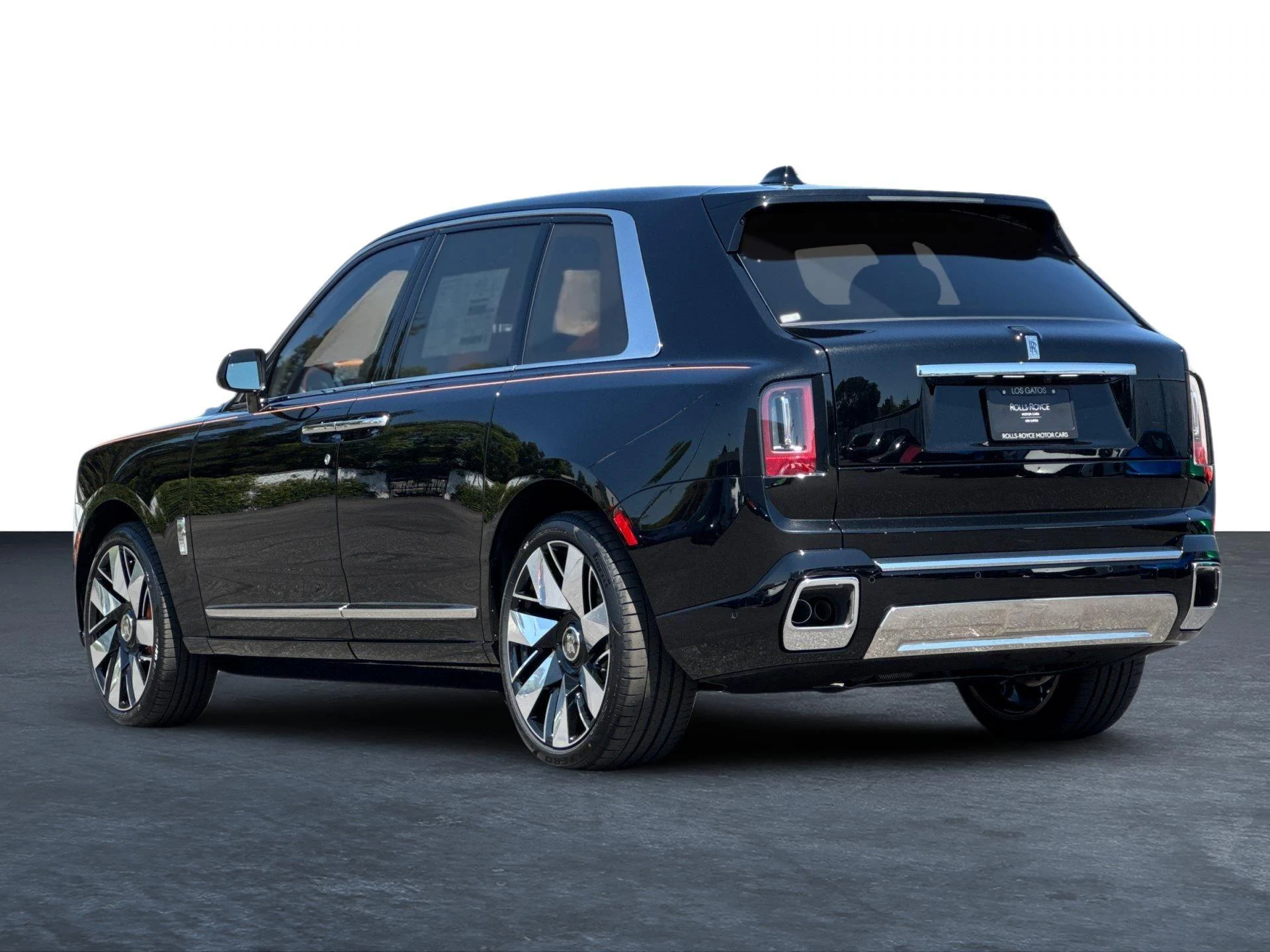 mph006_247117453_New_2027_Rolls_Royce_Cullinan_Sport_Utility_1786096201_e637a192a3
