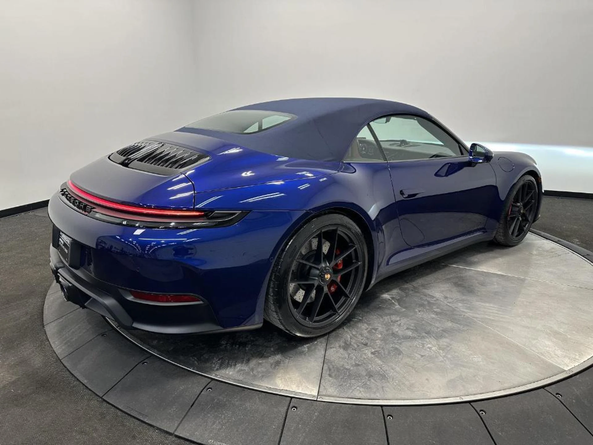 mph006_2474042190_Esav_O9yi_Ylx_Gnmx72e_Bwcif_GP_3c_e01536c98a