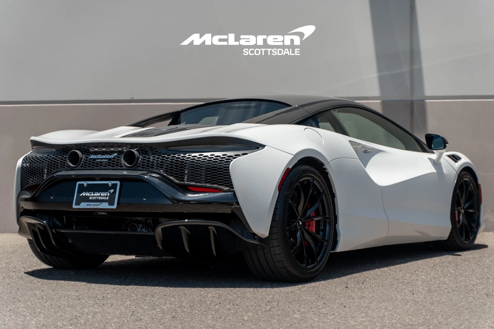 mph006_2478516044_Used_2023_MCLAREN_ARTURA_1782148158_36389ebb0f
