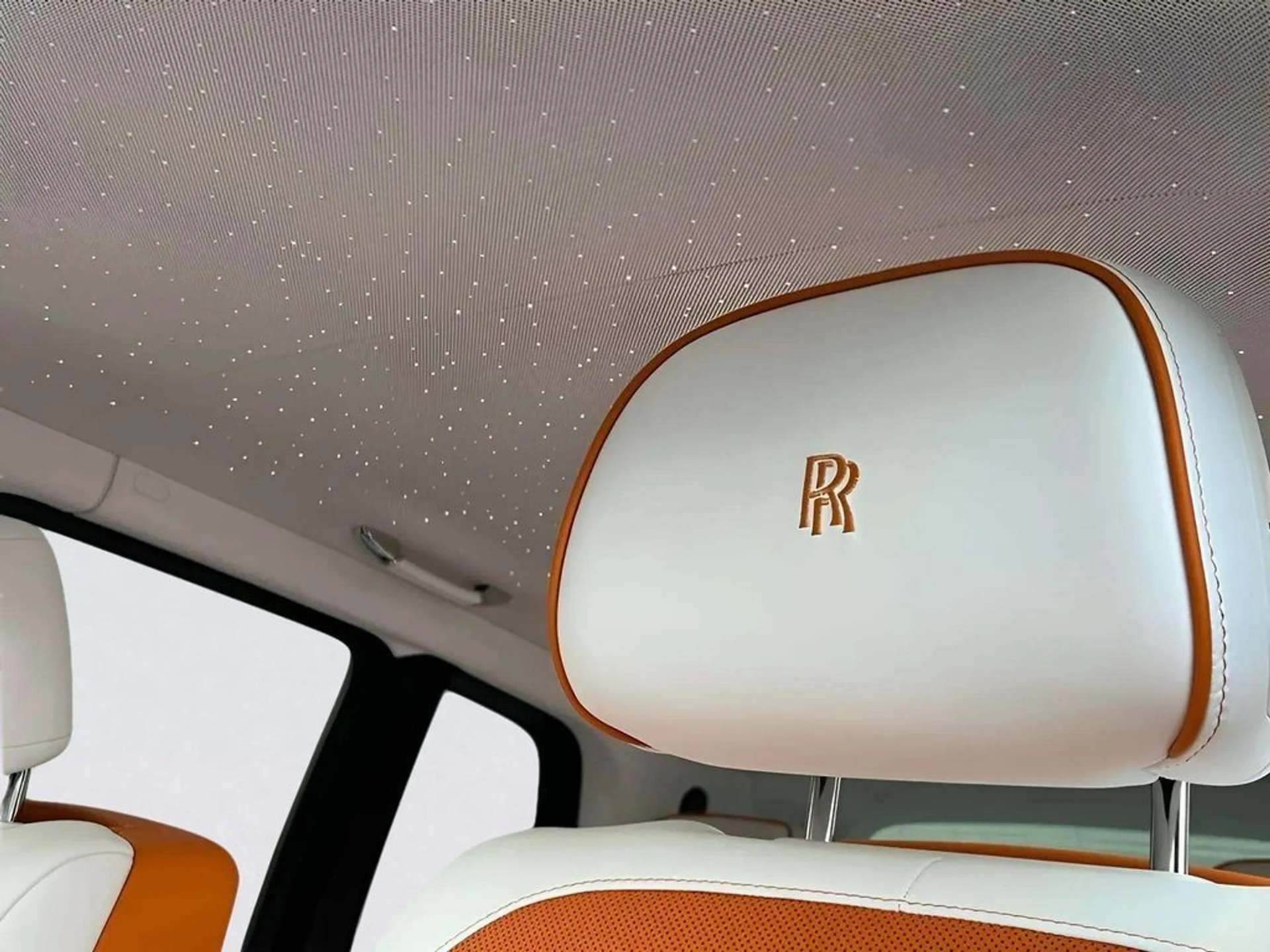 mph006_2481785188_1900f59bc0f81f25e5a62ce109a8dbd2x_9b7a3a43b5