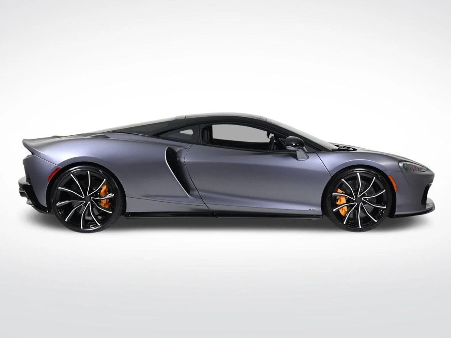 mph006_2486548890_used_2025_mclaren_gts_11350_22938717_6_1024_c5ce6a5009