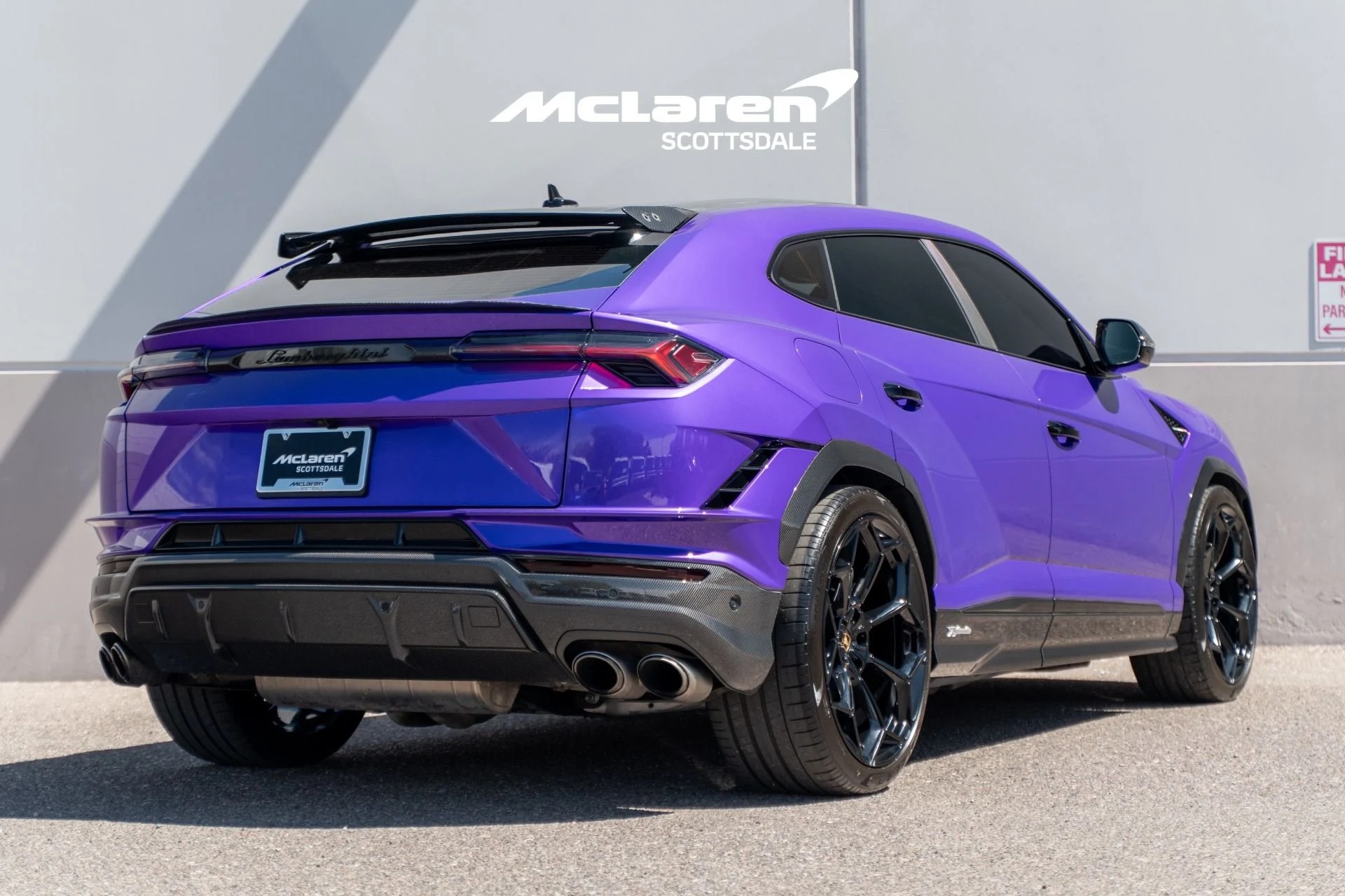 mph006_2487471700_Used_2023_LAMBORGHINI_URUS_Performante_1780096364_eea62cdb54