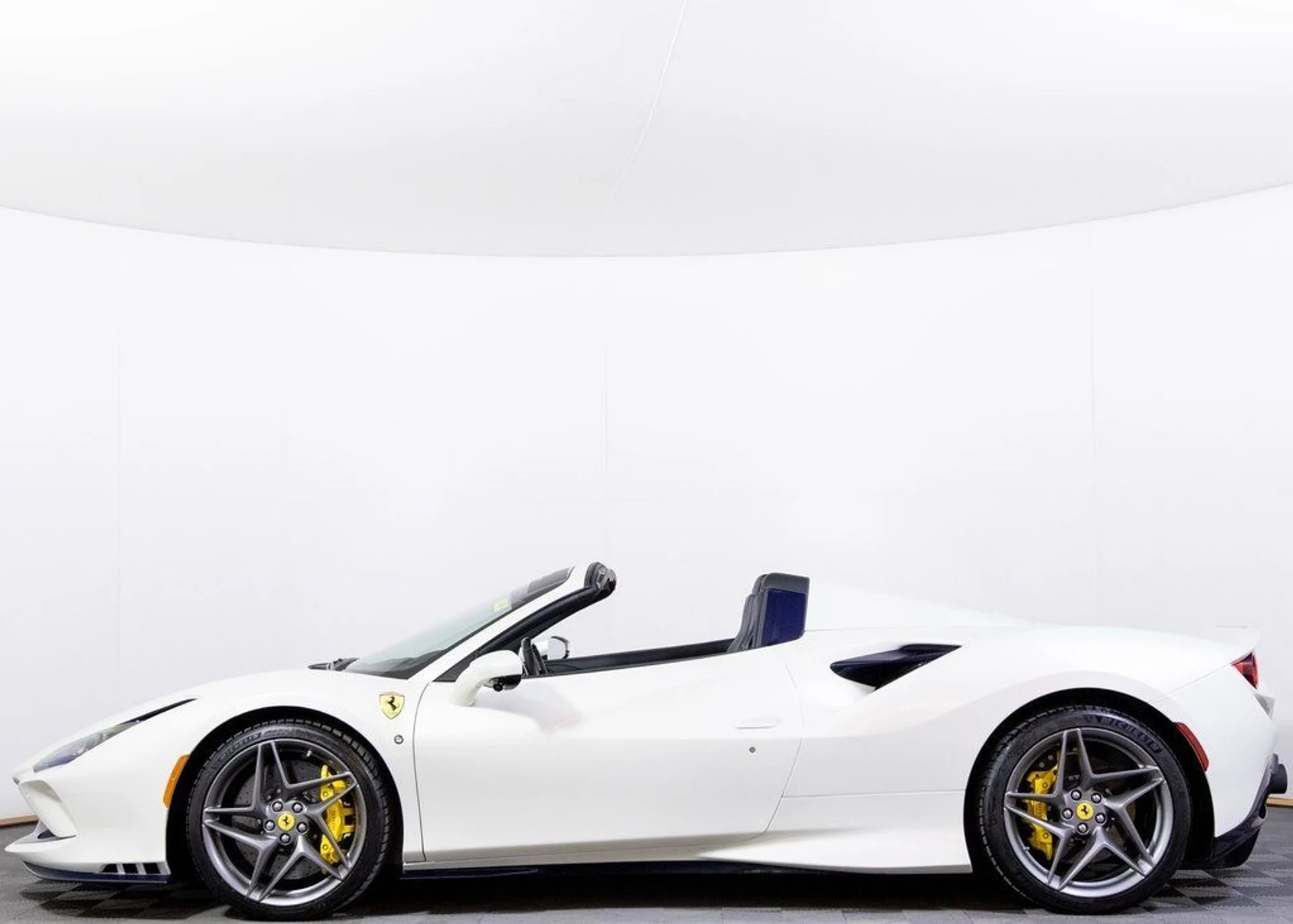 mph006_249562638_5b3bf74cd65ba99de3f5fefff72200c6_444eea27b7