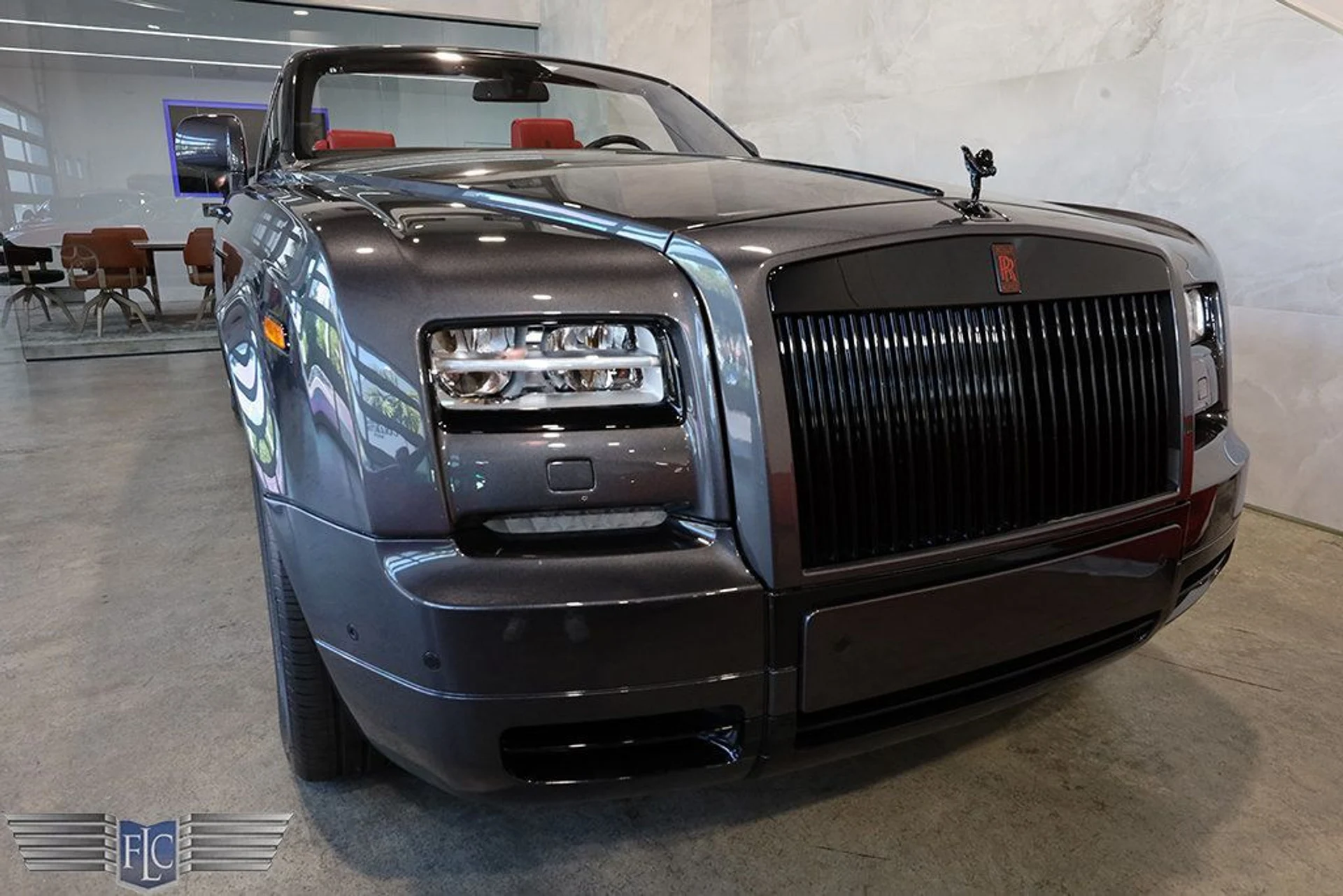 mph006_2496863838_used_2017_rolls_royce_phantom_drophead_coupe_9689_23040582_7_1024_1458965428