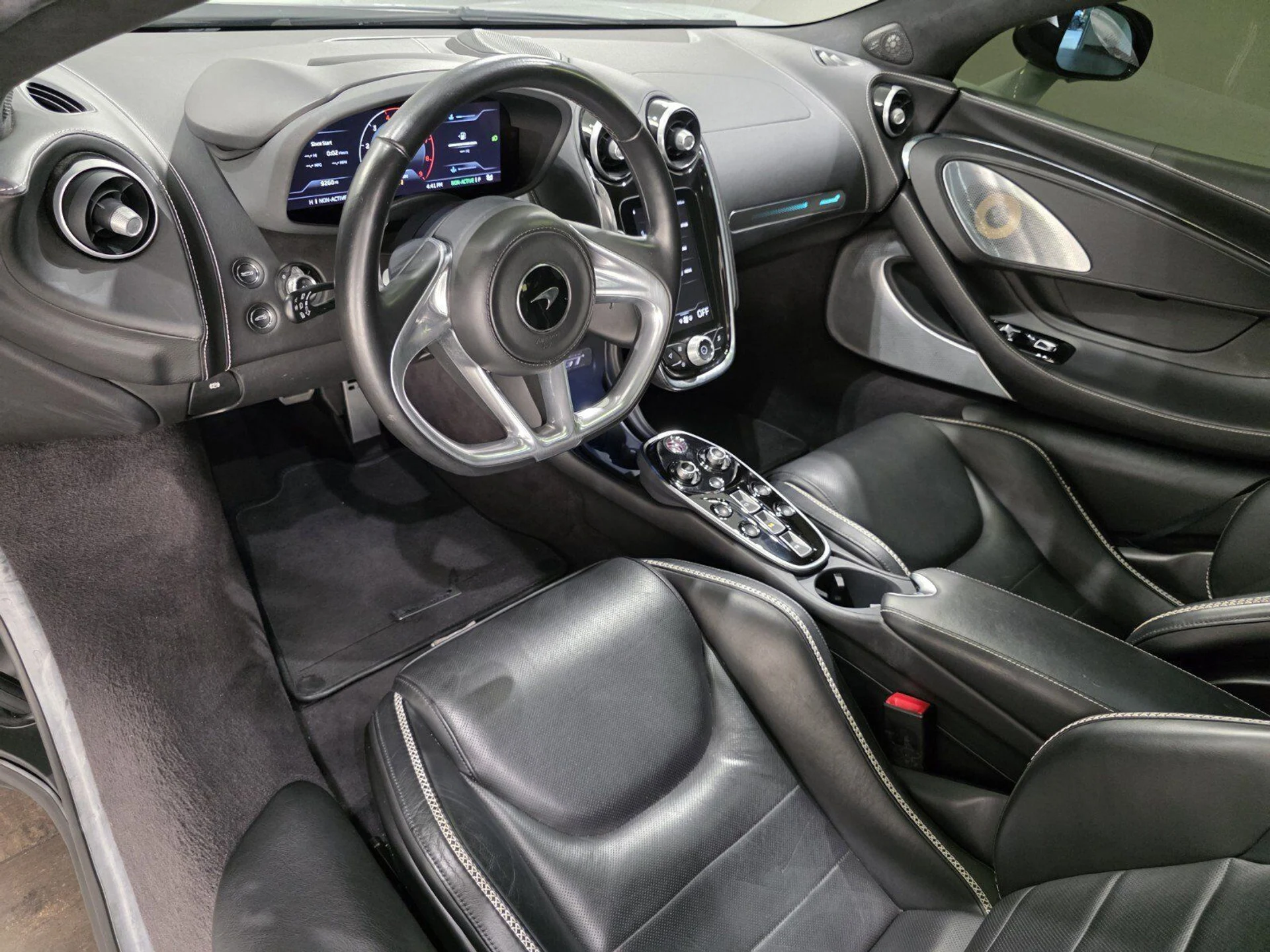 mph006_2497494264_72a5667c5442304ff1d0cb2ddf4f2e49_ef11d81a6a