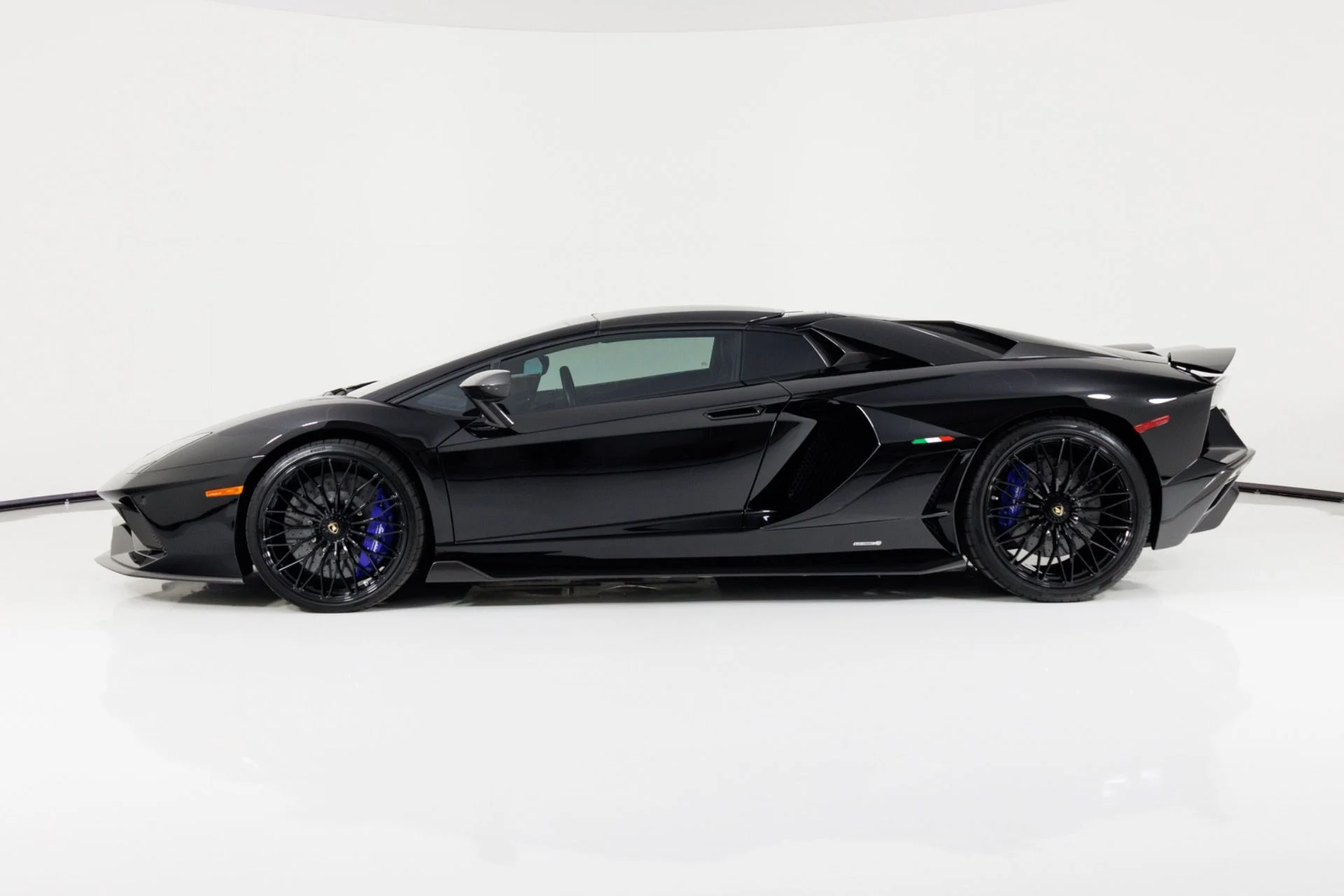 mph006_2501962792_Used_2022_Lamborghini_Aventador_LP_780_4_Ultimae_Roadster_1793224005_c0d86fca8b