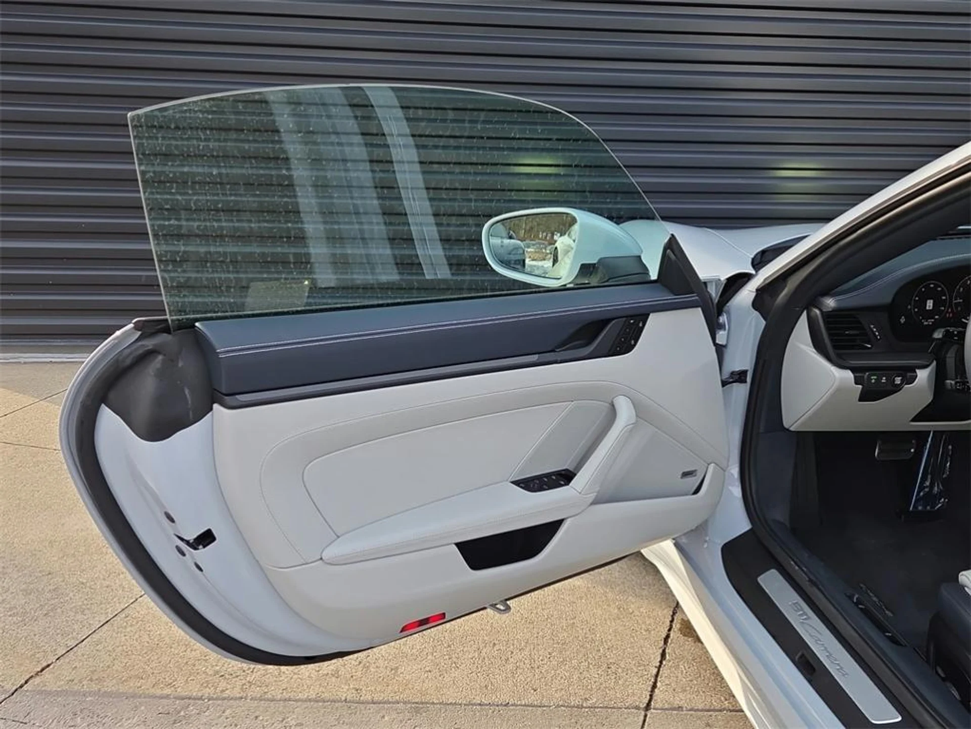 mph006_2505275479_7l_W_Nl_V1e_h_Pp_B_Dv_WDU_1_Uxd_Qzpzk_4ae4c53404